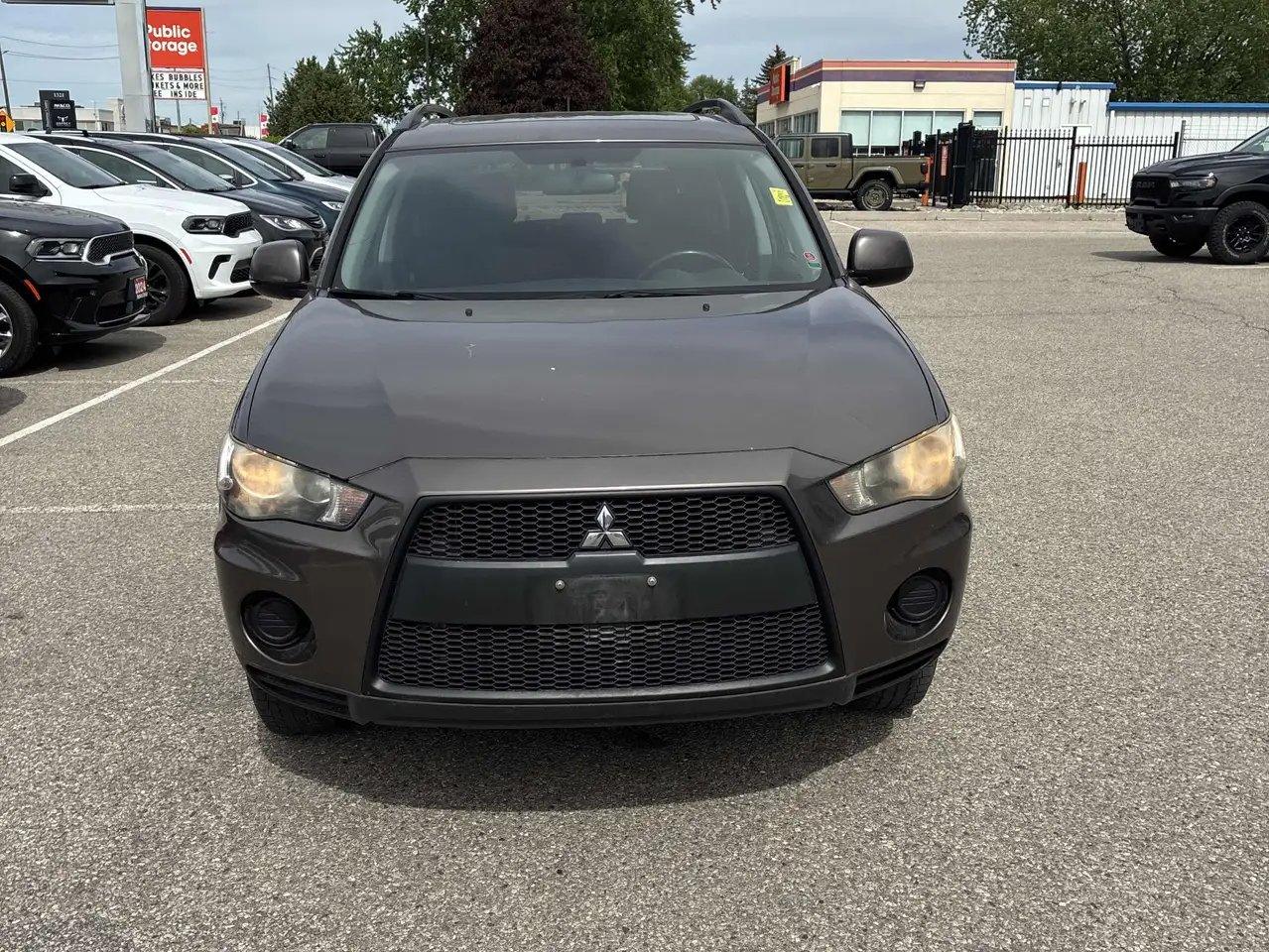Mitsubishi Outlander снимка Mitsubishi Outlander
