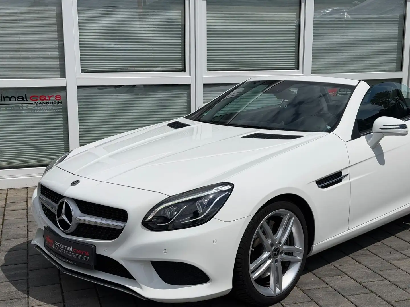 Mercedes-Benz SLC 200 Roadster/2.HAND/NAVI/VOLLEDER/KAMERA/TOP Weiß - 2