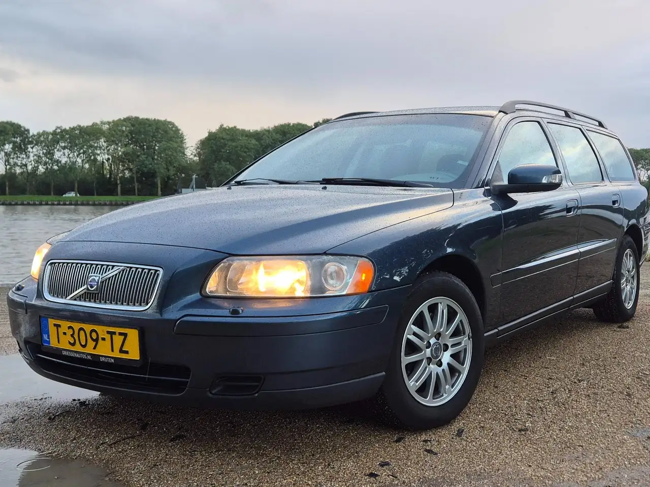 Volvo V70