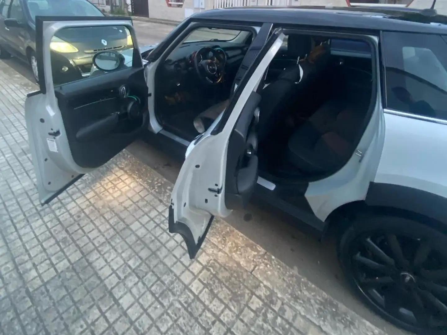 MINI Cooper D Mini 1.5 Cooper D Boost Seven 5p my18 Grigio - 2