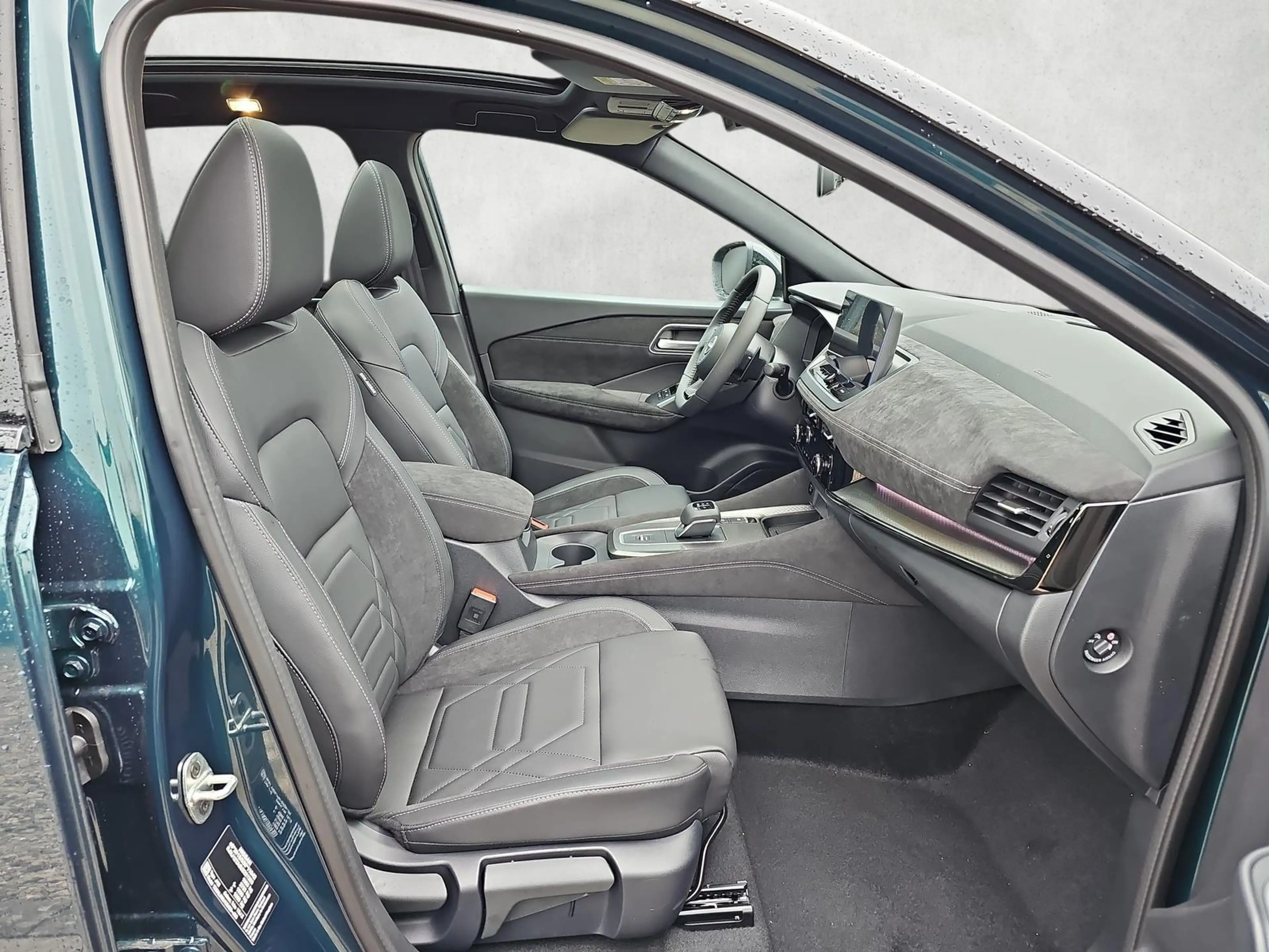 Nissan Qashqai 1.3 DIG-T X-Tronic N-Design Pano Komfort 116 kW... — photo 10
