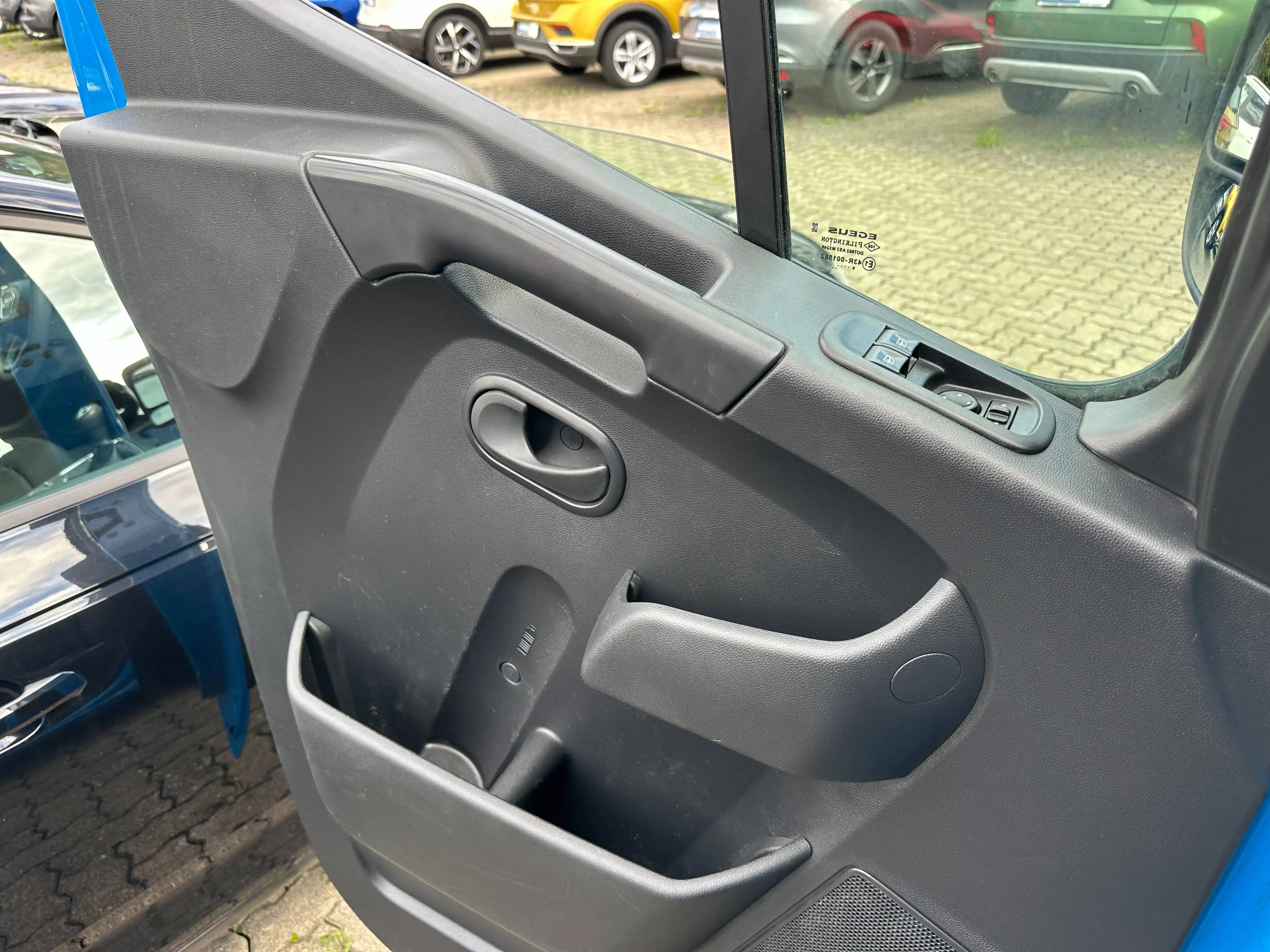 Renault Master 2.3 dCi Kasten 2,8t+2.HAND+3 SITZE+6 GANG+SCHEBETÜR+EURO 6 KAT+MWST. — photo 13