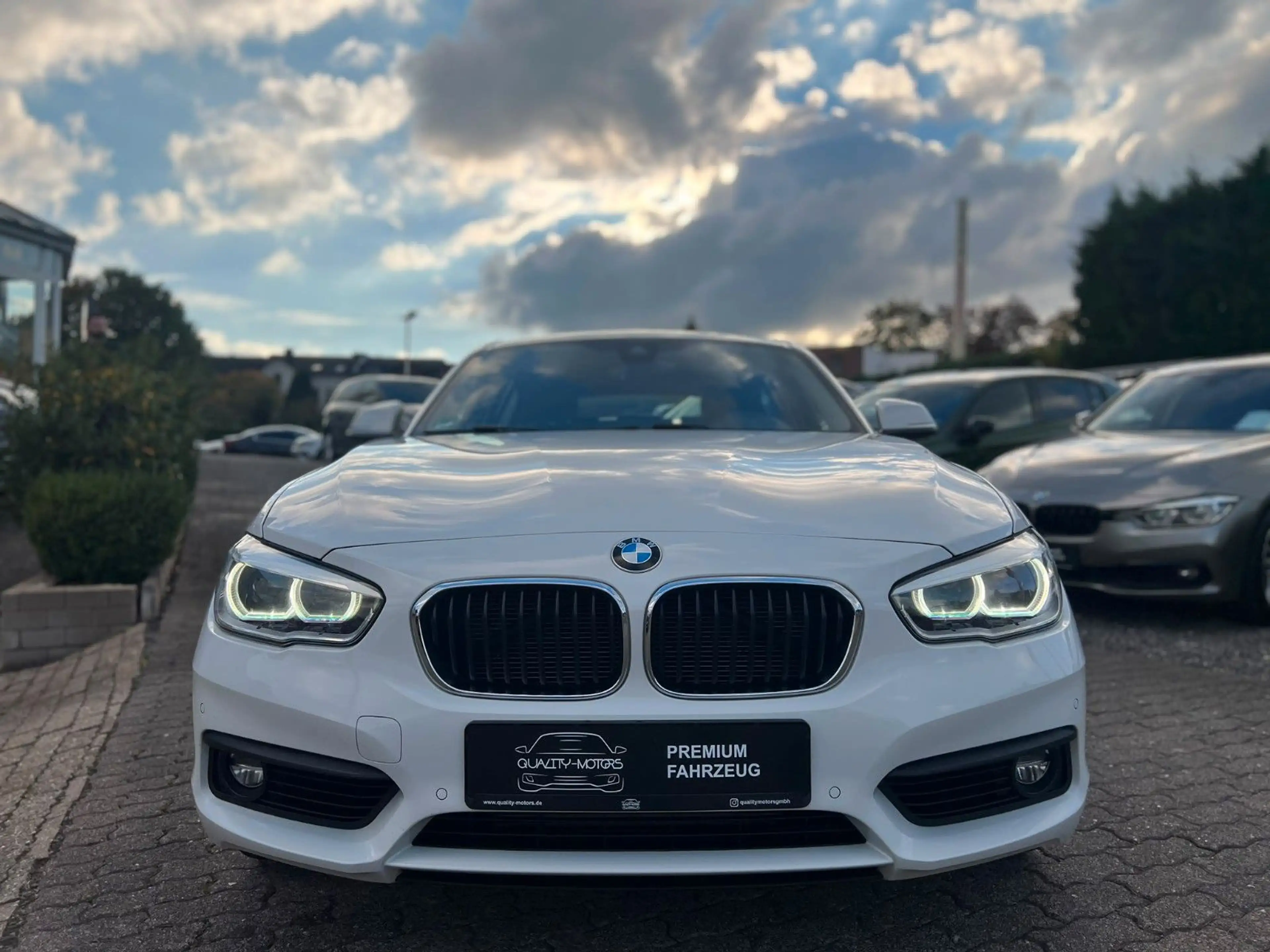 BMW 118 d xDRIVE ADVANTAGE-LED-KLIMA-PDC-TEMPO-NAVI — photo 6