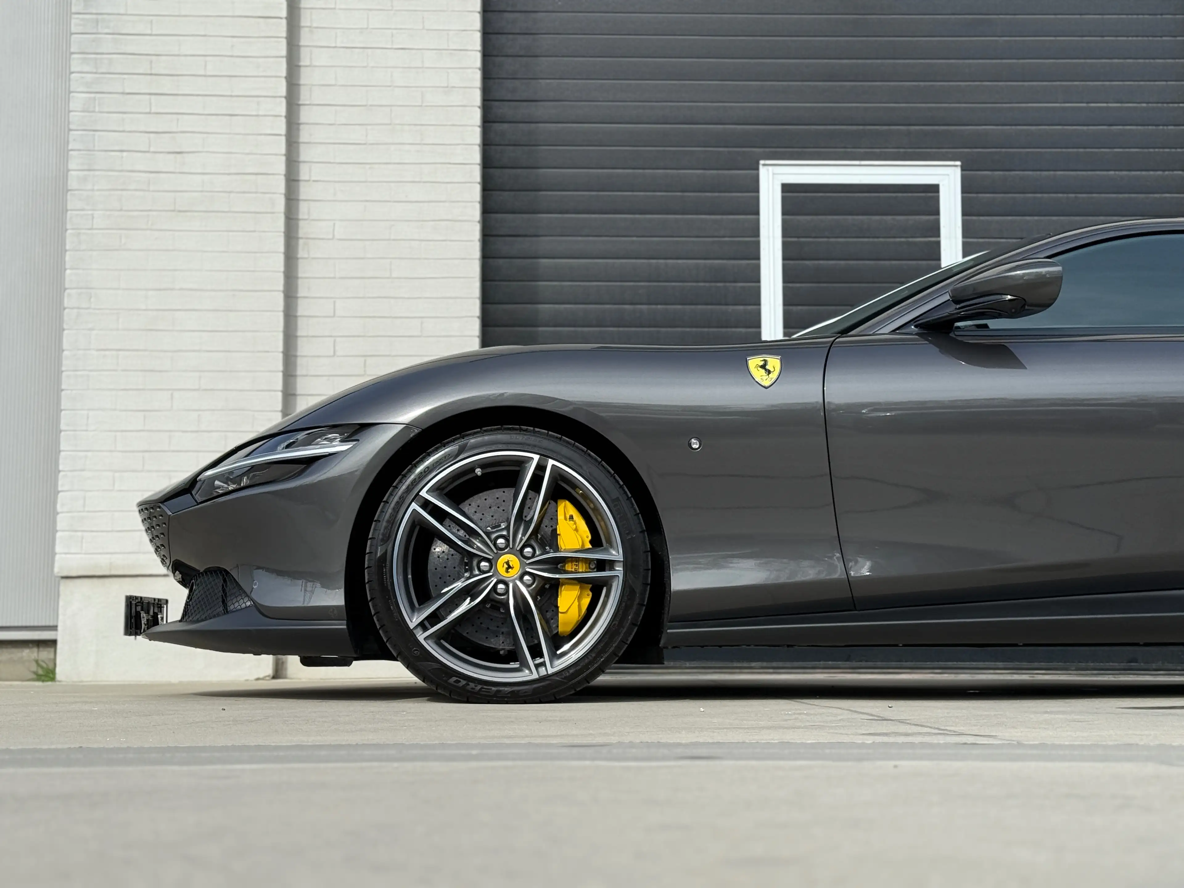Ferrari Roma CARBON / MAGNERIDE / PASSENGER-DISPLAY / MATRIX — photo 6