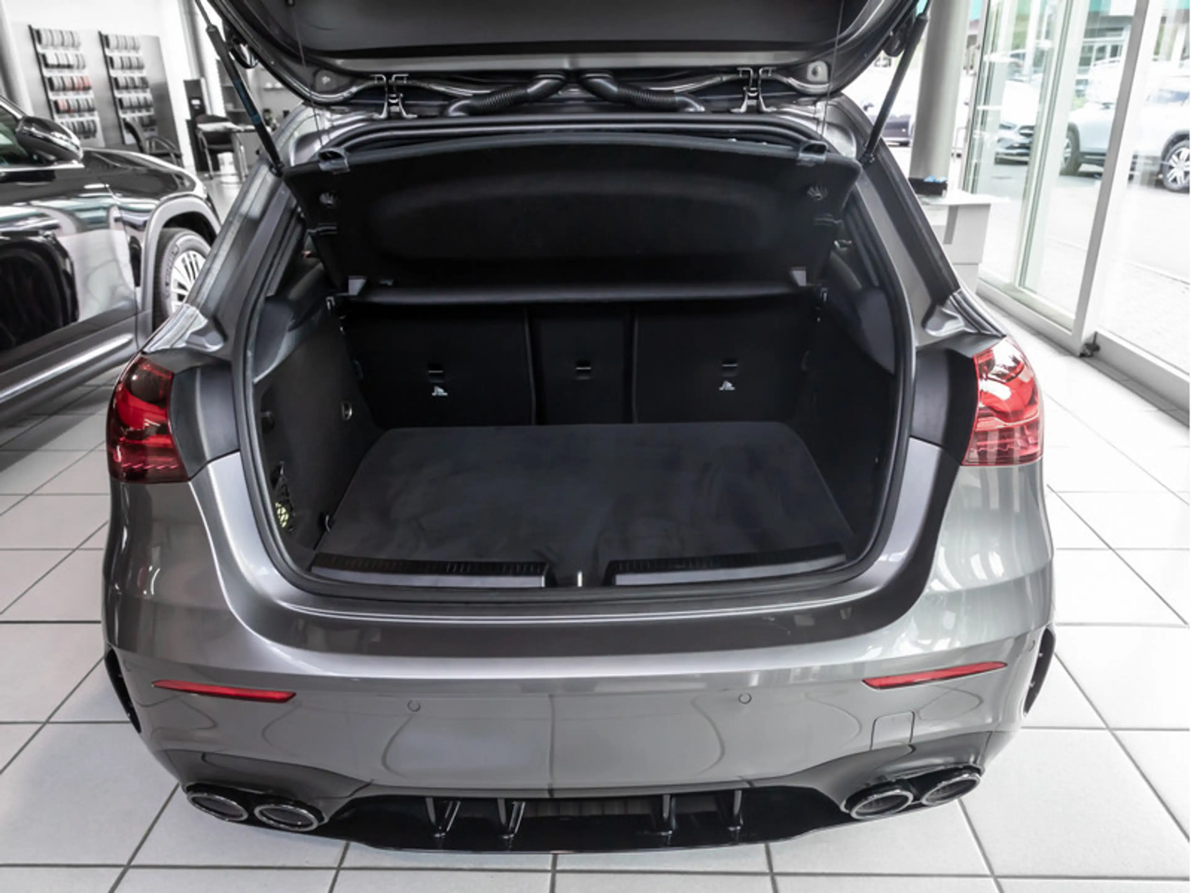 Mercedes-Benz A 45 AMG S 4M+ Premium+/Aero/Pano/Burm/Night/19" — photo 6