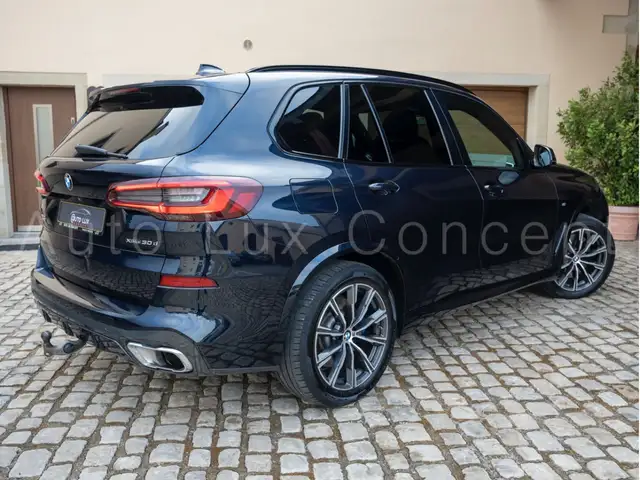 BMW X5 X5 view 3
