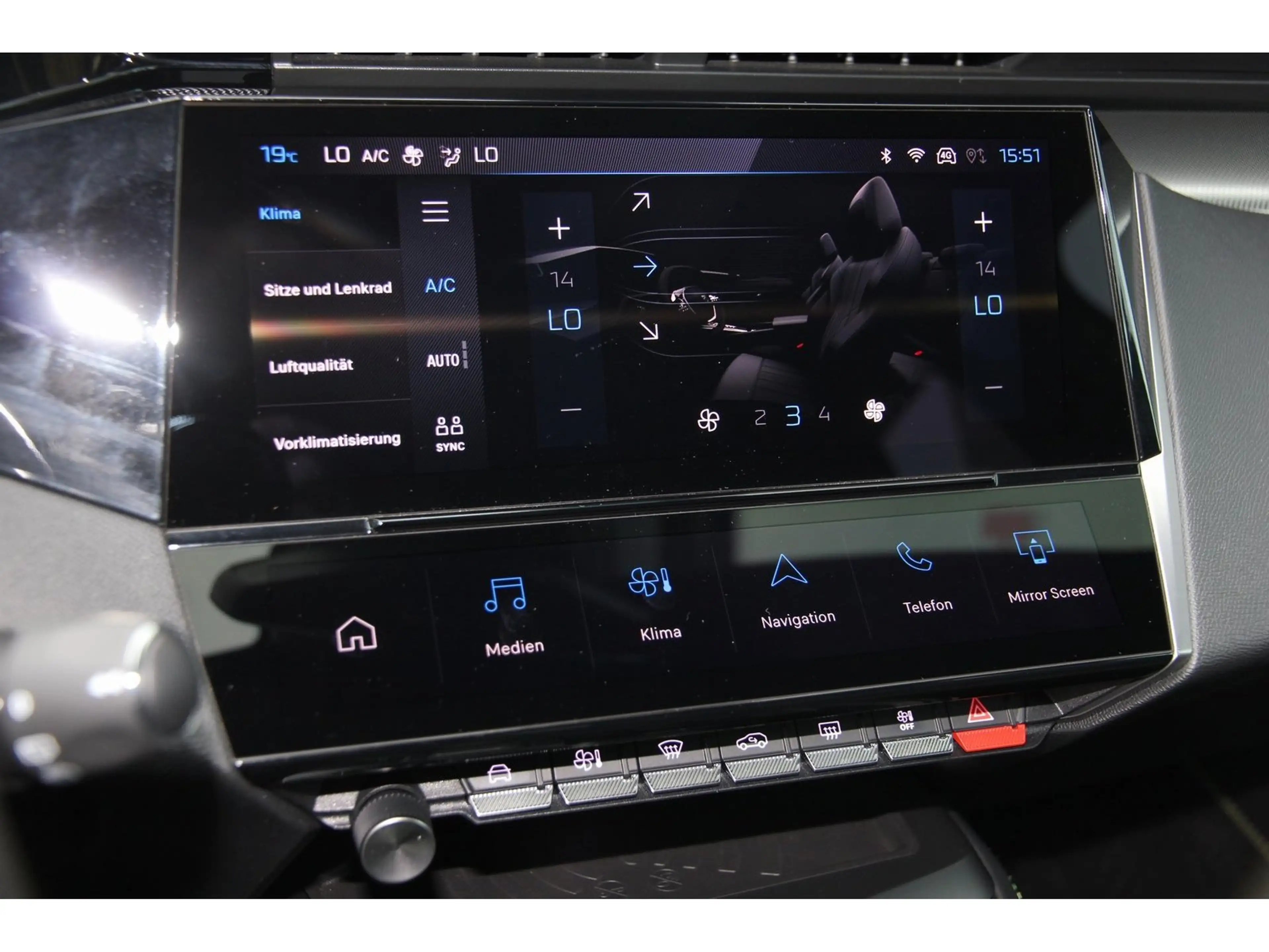 Peugeot 308 SW GT Pack Hybrid 225 e-EAT8 Carplay Matrix — photo 25