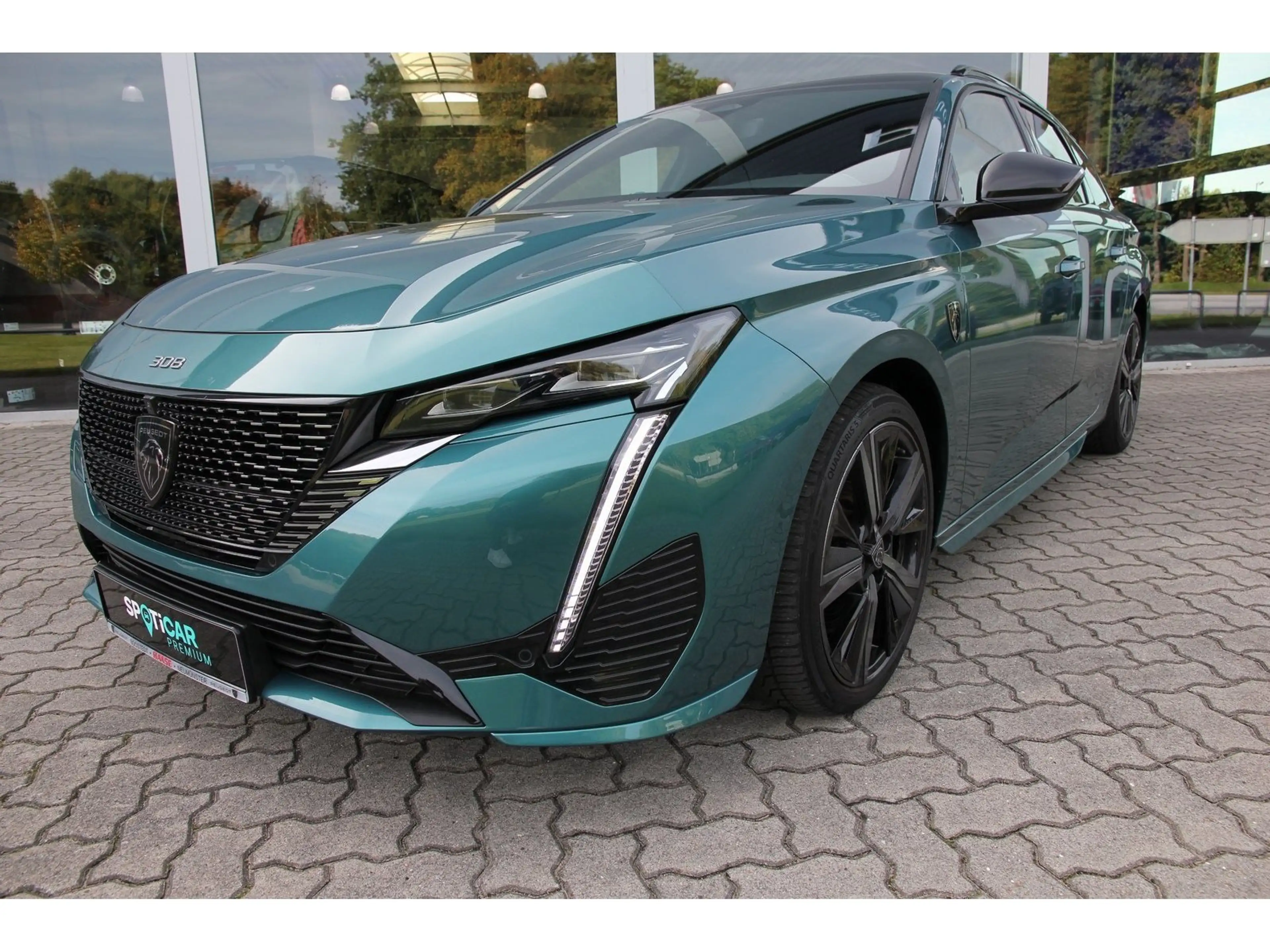 Peugeot 308 SW GT Pack Hybrid 225 e-EAT8 Carplay Matrix — photo 2