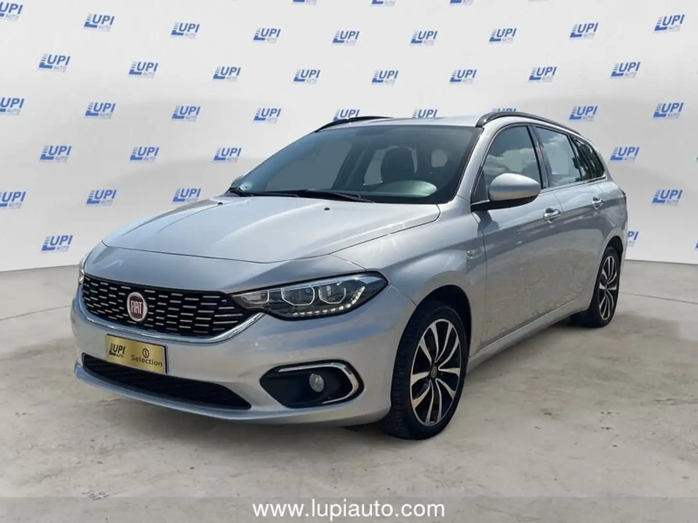 Fiat Tipo SW 1.6 mjt Easy s&s 120cv my19 Silber - 1