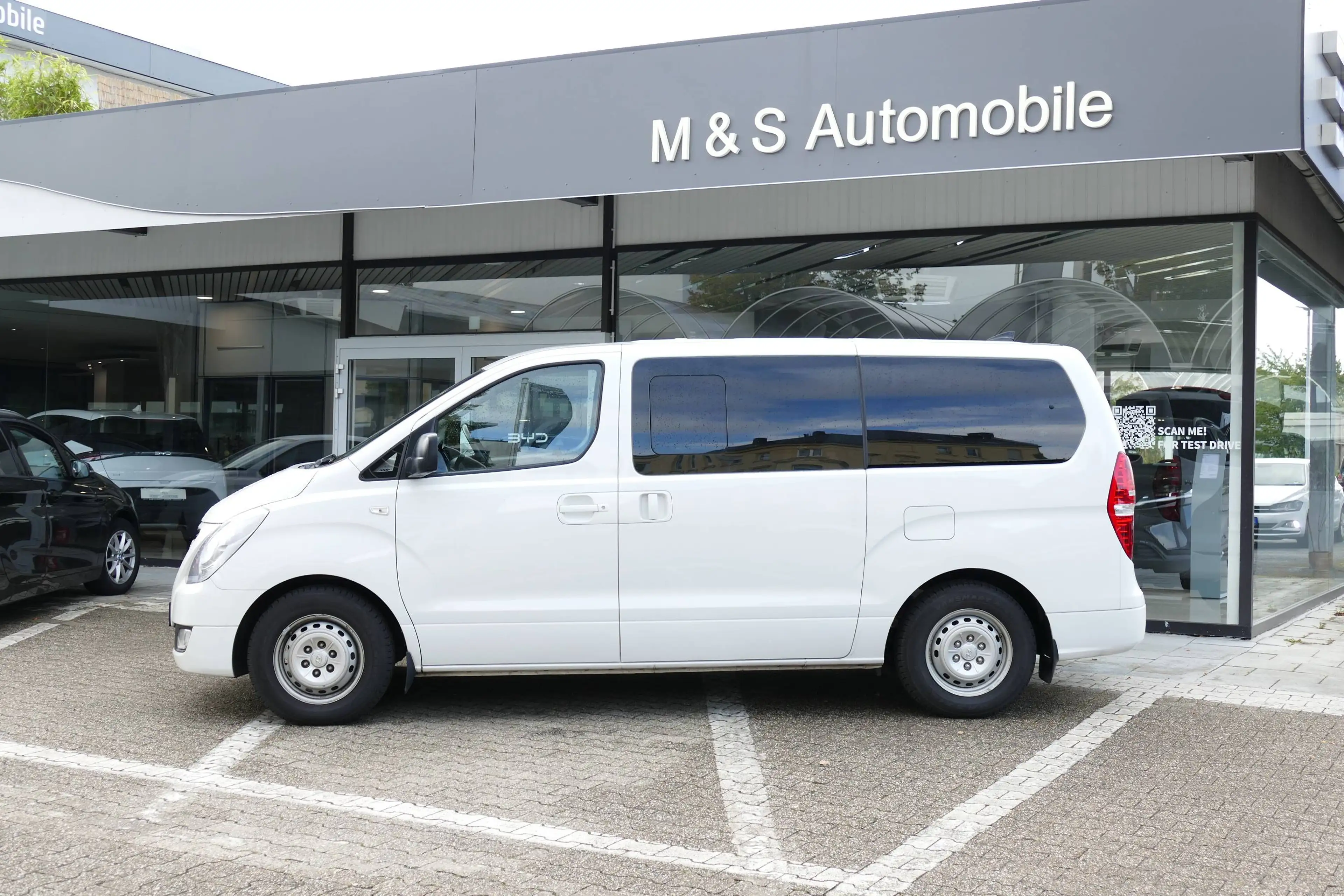 Hyundai H-1 Travel Trend 2.5 CRDI 8.Sitzer °AHK 2300 KG-Navi-Winter Paket° — photo 2