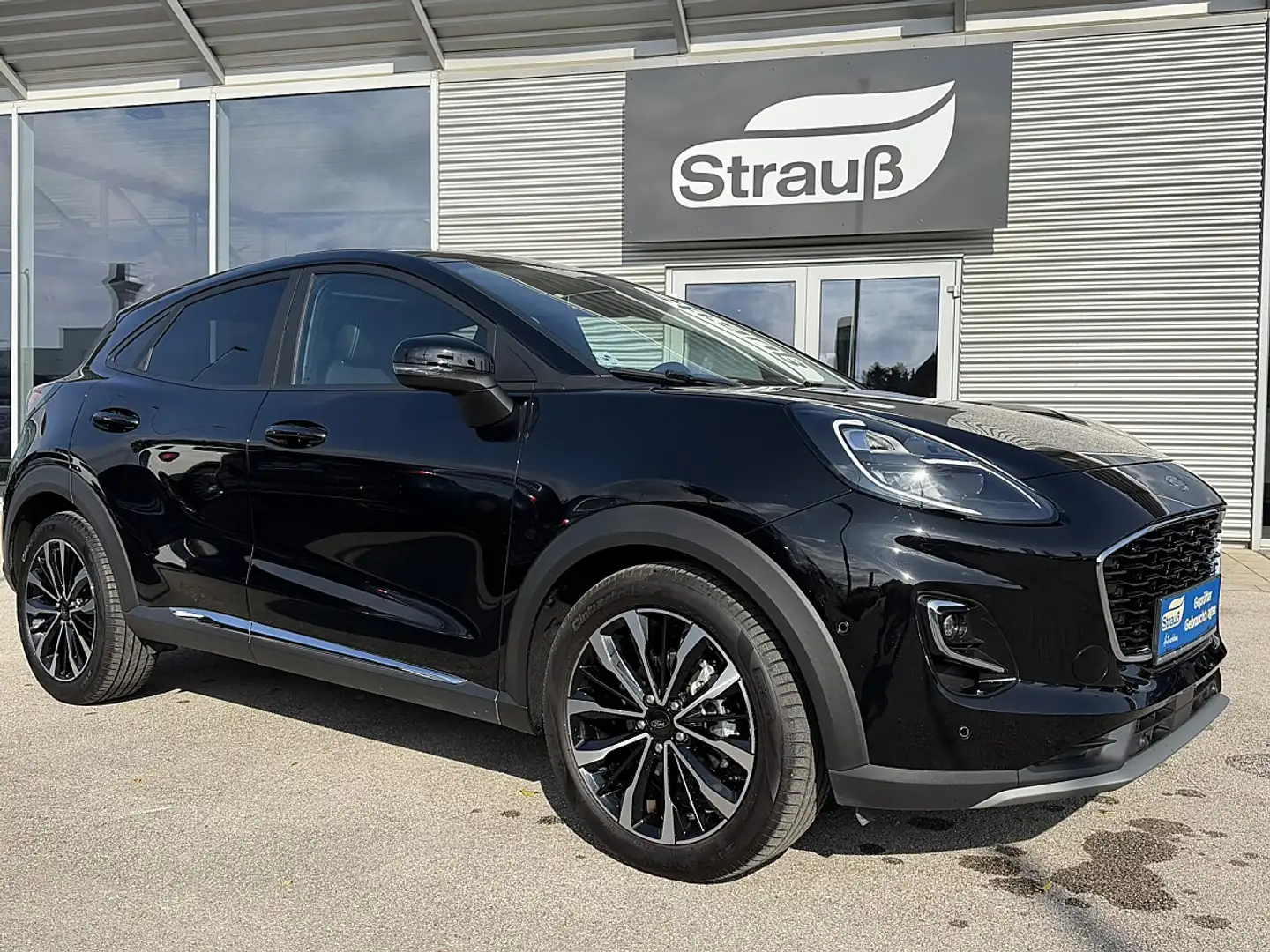 Ford Puma 1,0 EcoBoost Hybrid Titanium X Schwarz - 2