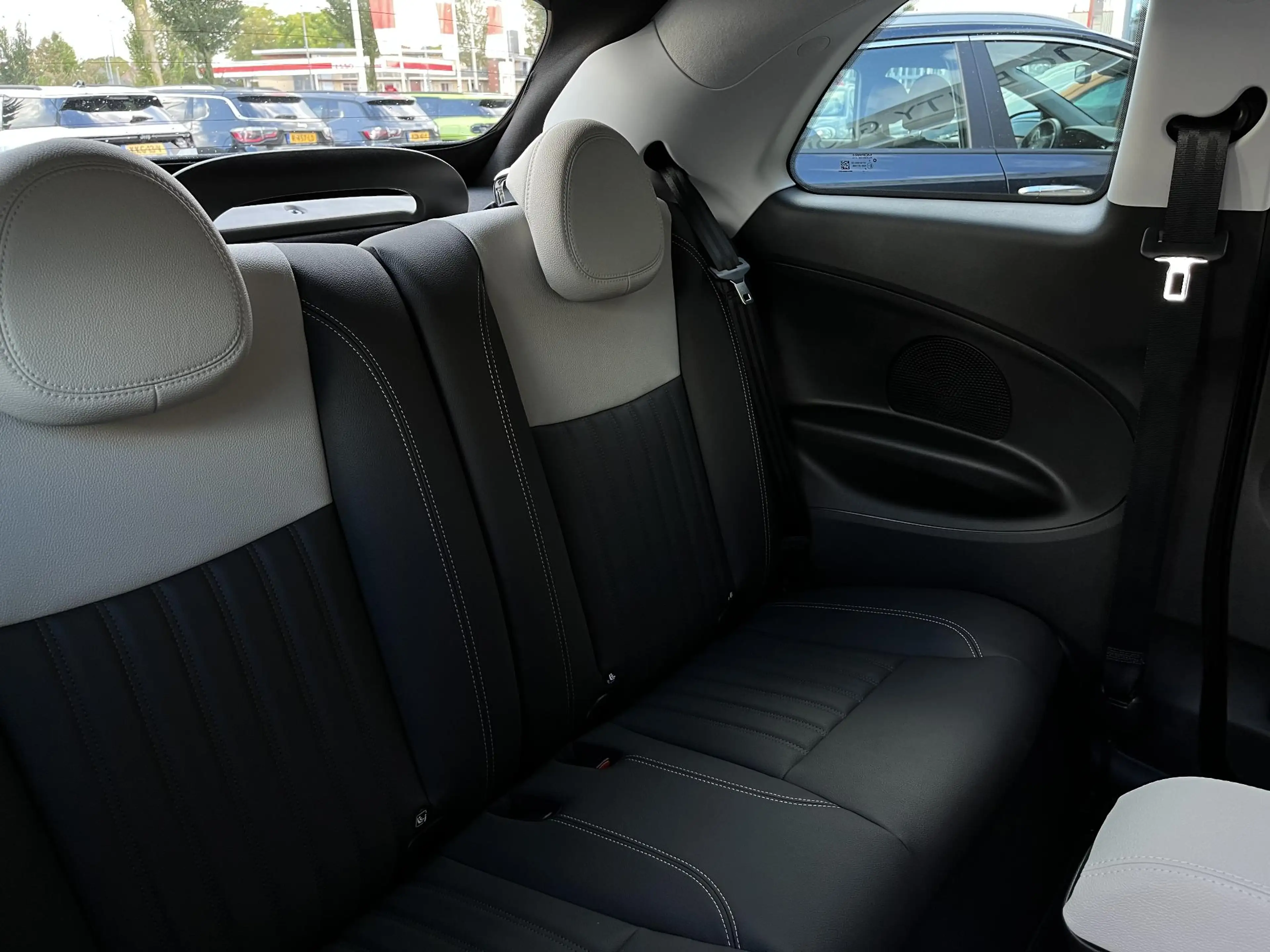 Fiat 500C La Prima 42 kWh | Cabrio | Apple-Android | Parkeer — photo 9