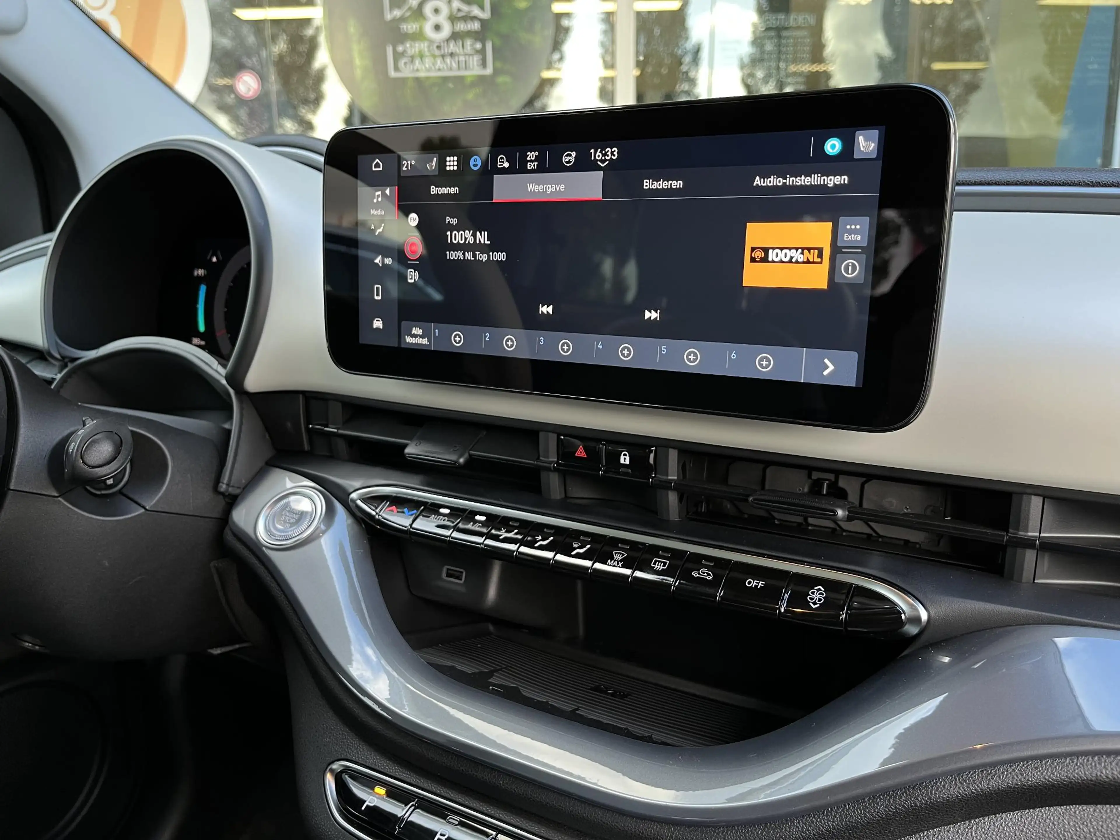 Fiat 500C La Prima 42 kWh | Cabrio | Apple-Android | Parkeer — photo 10