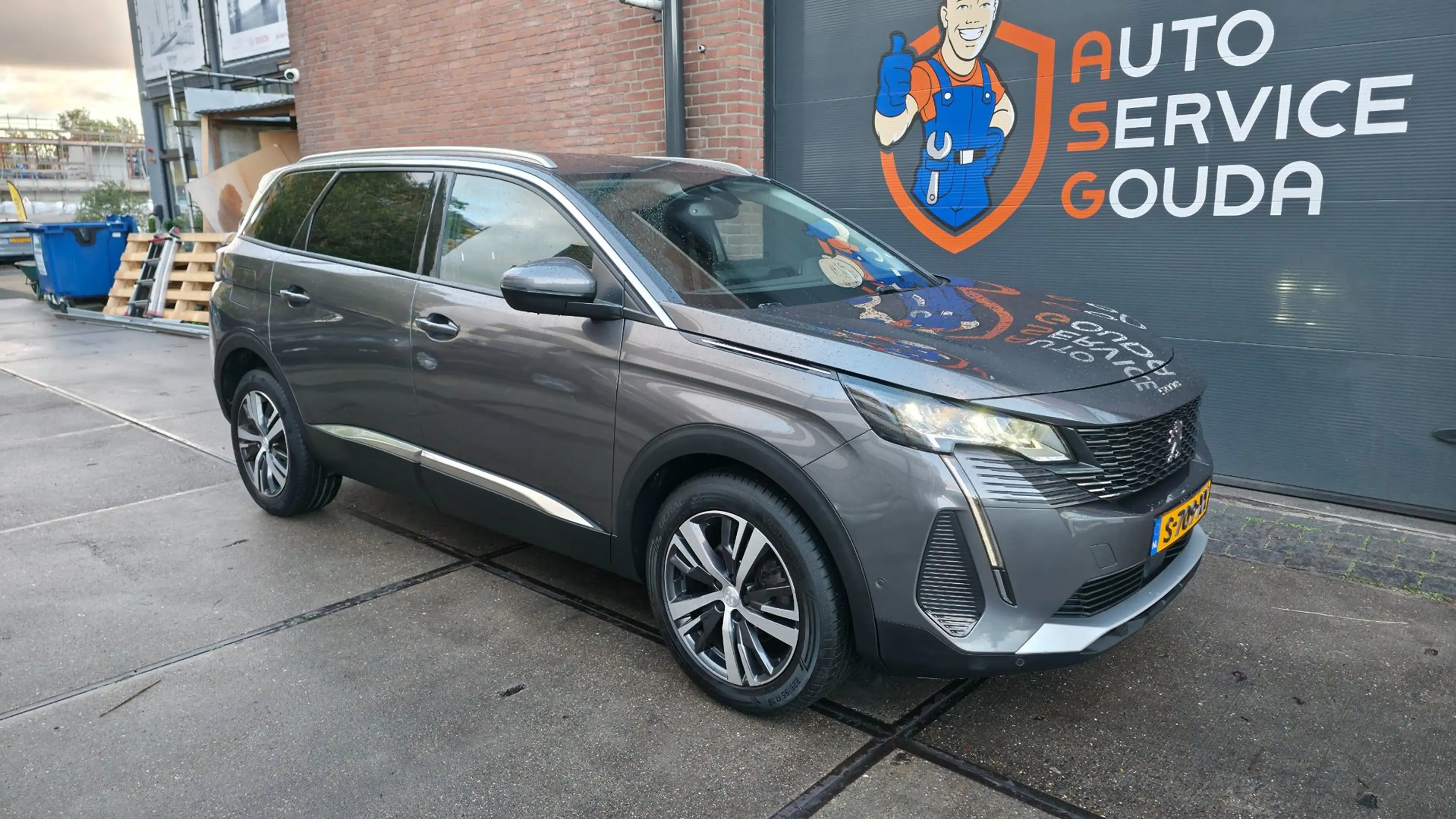 Peugeot 5008 1.2 l 130PK l Allure l 7 Pers. l groot scherm — photo 7