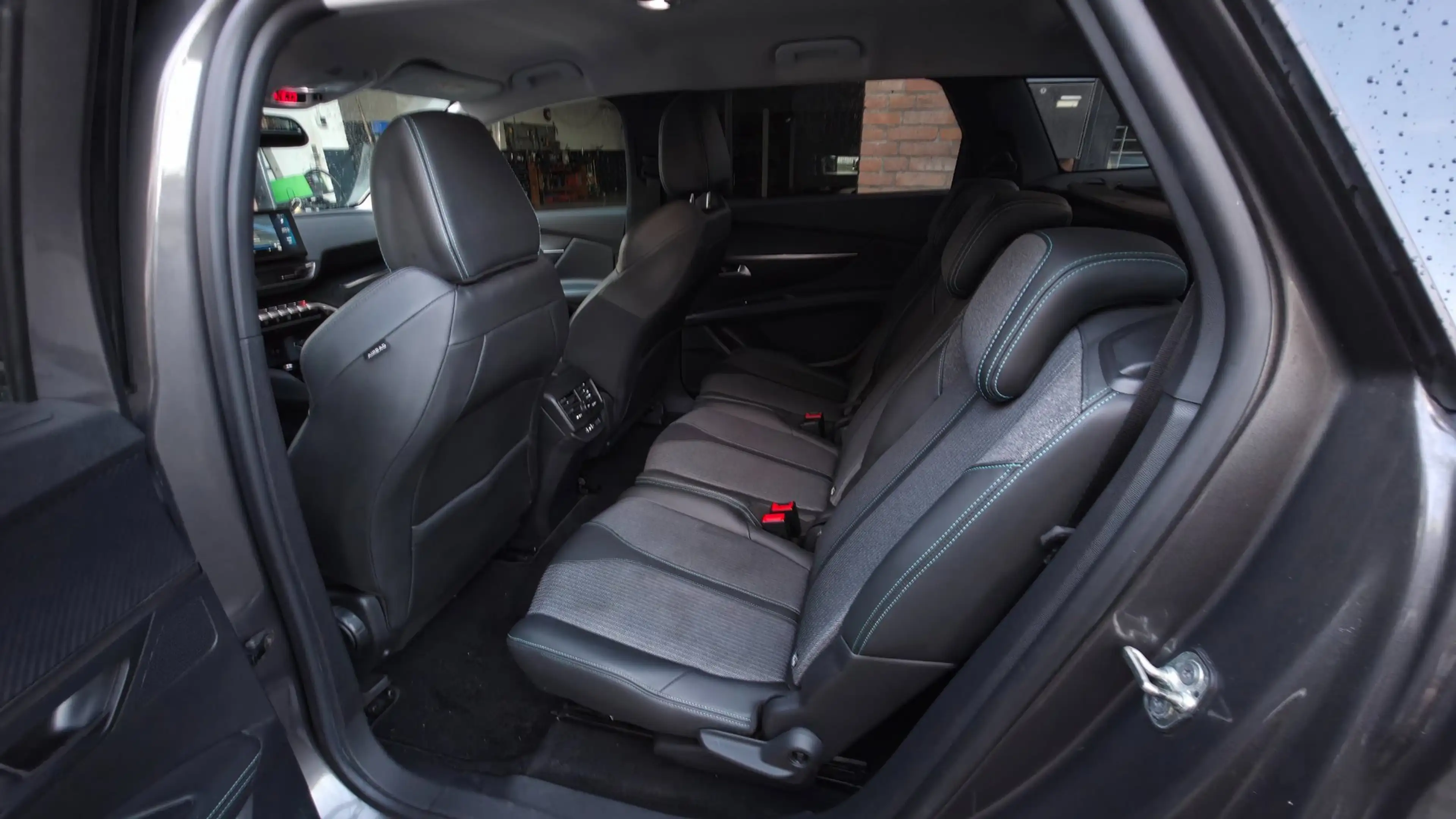 Peugeot 5008 1.2 l 130PK l Allure l 7 Pers. l groot scherm — photo 14