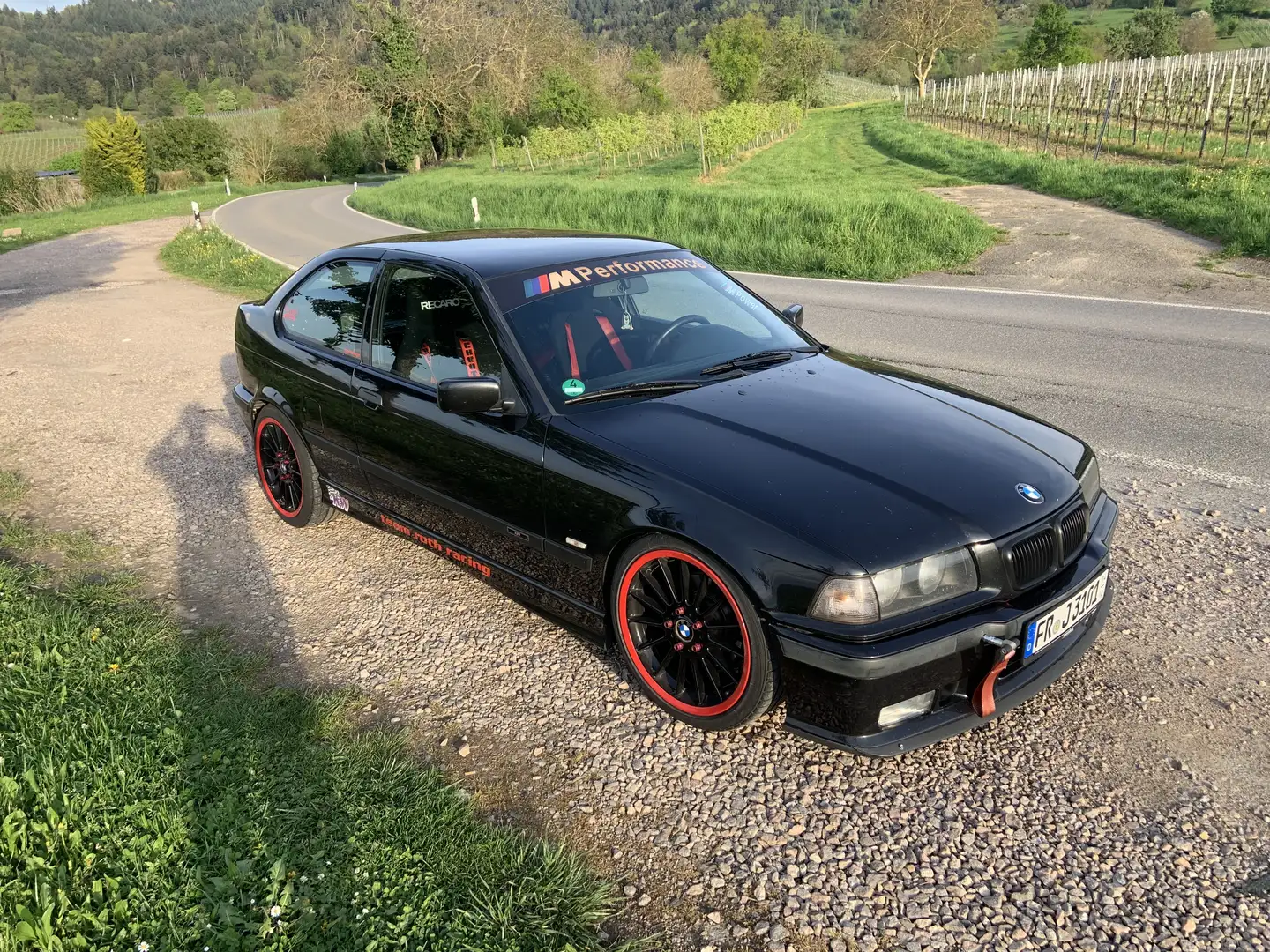 BMW 323 323i Sport Edition - 1
