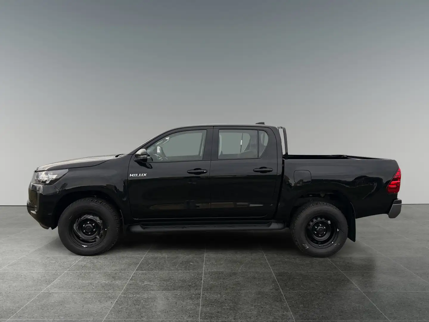 Toyota Hilux 2,8 l MT Double Cab Country Schwarz - 2