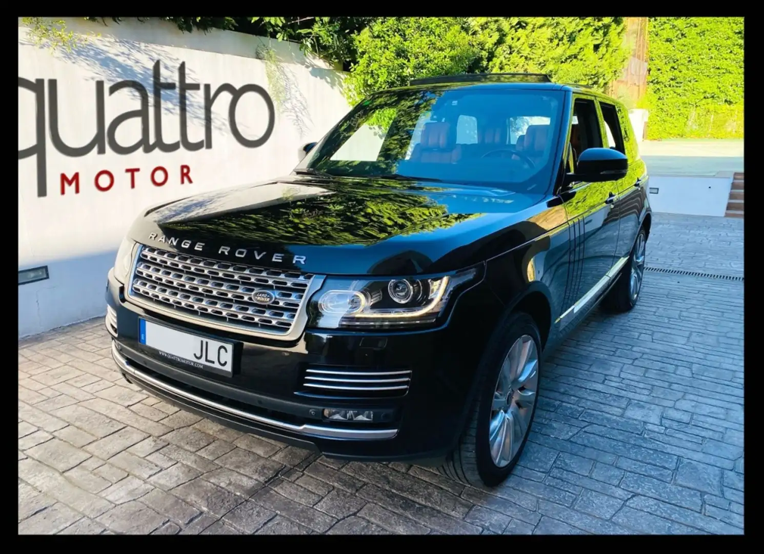 Land Rover Range Rover 3.0TDV6 Vogue Aut. Noir - 2
