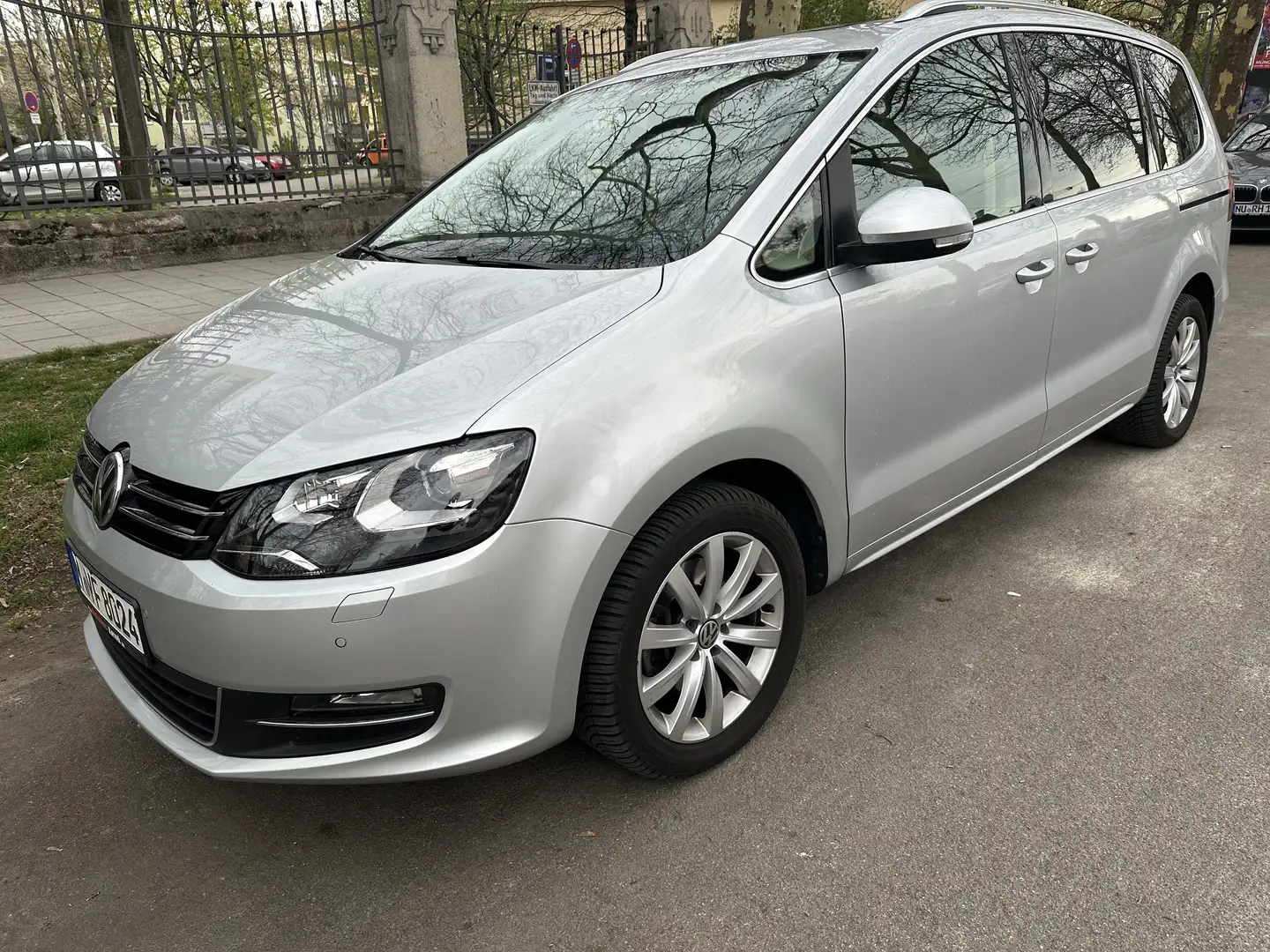 Volkswagen Sharan 2.0 TDI DSG 4MOTION BlueMotion Technology Allstar - 2