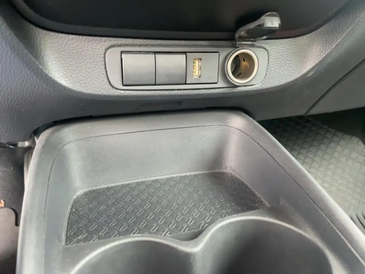 Toyota Aygo X play, миниатюра 21