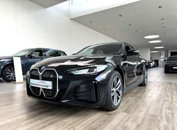 e35 GRAN COUPE* M-PACK*PANO*VELE OPTIES*TOPWAGEN !
