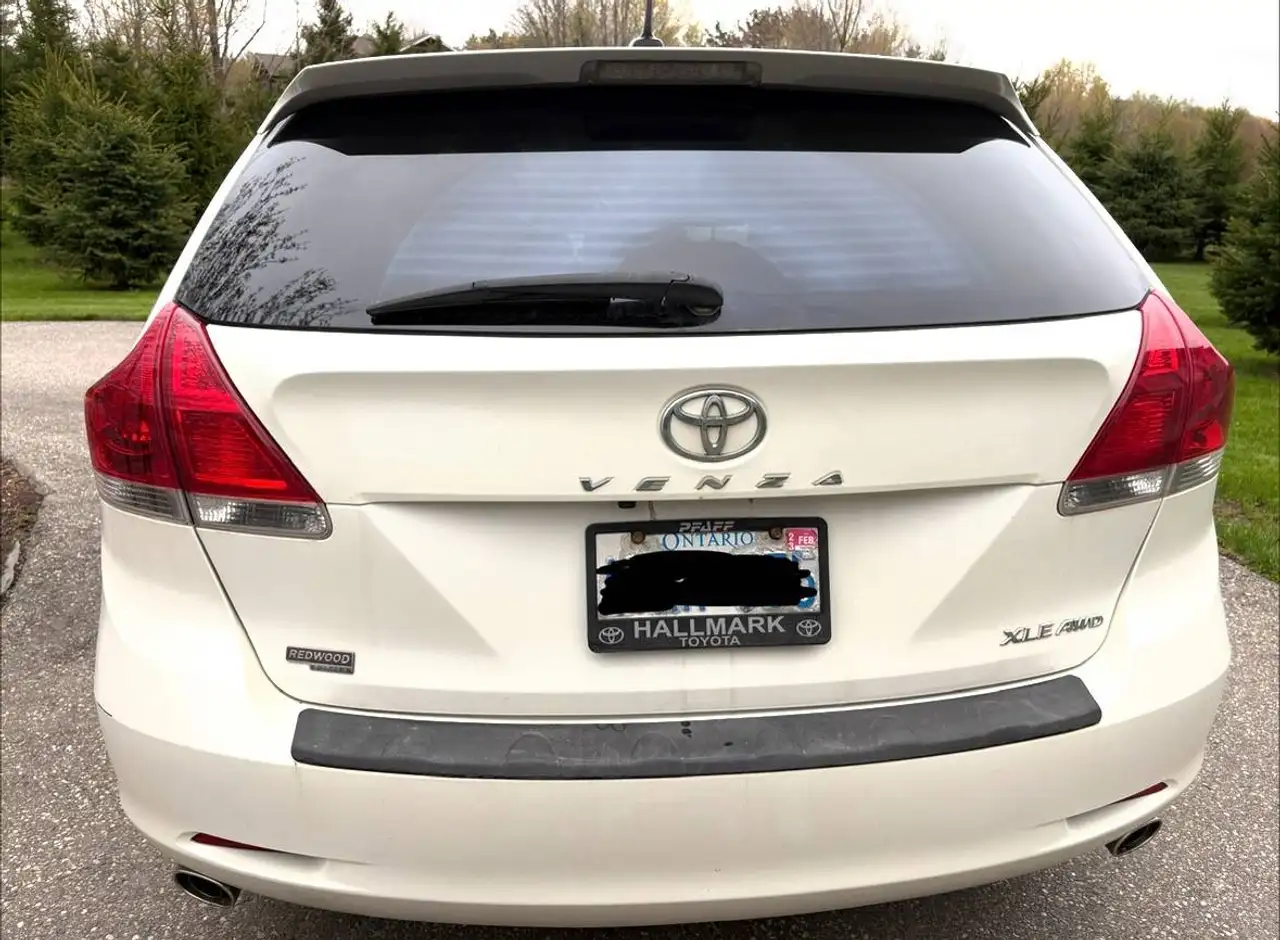 Toyota Venza снимка Toyota Venza