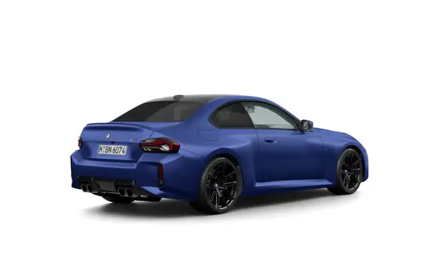 BMW M2 view 3