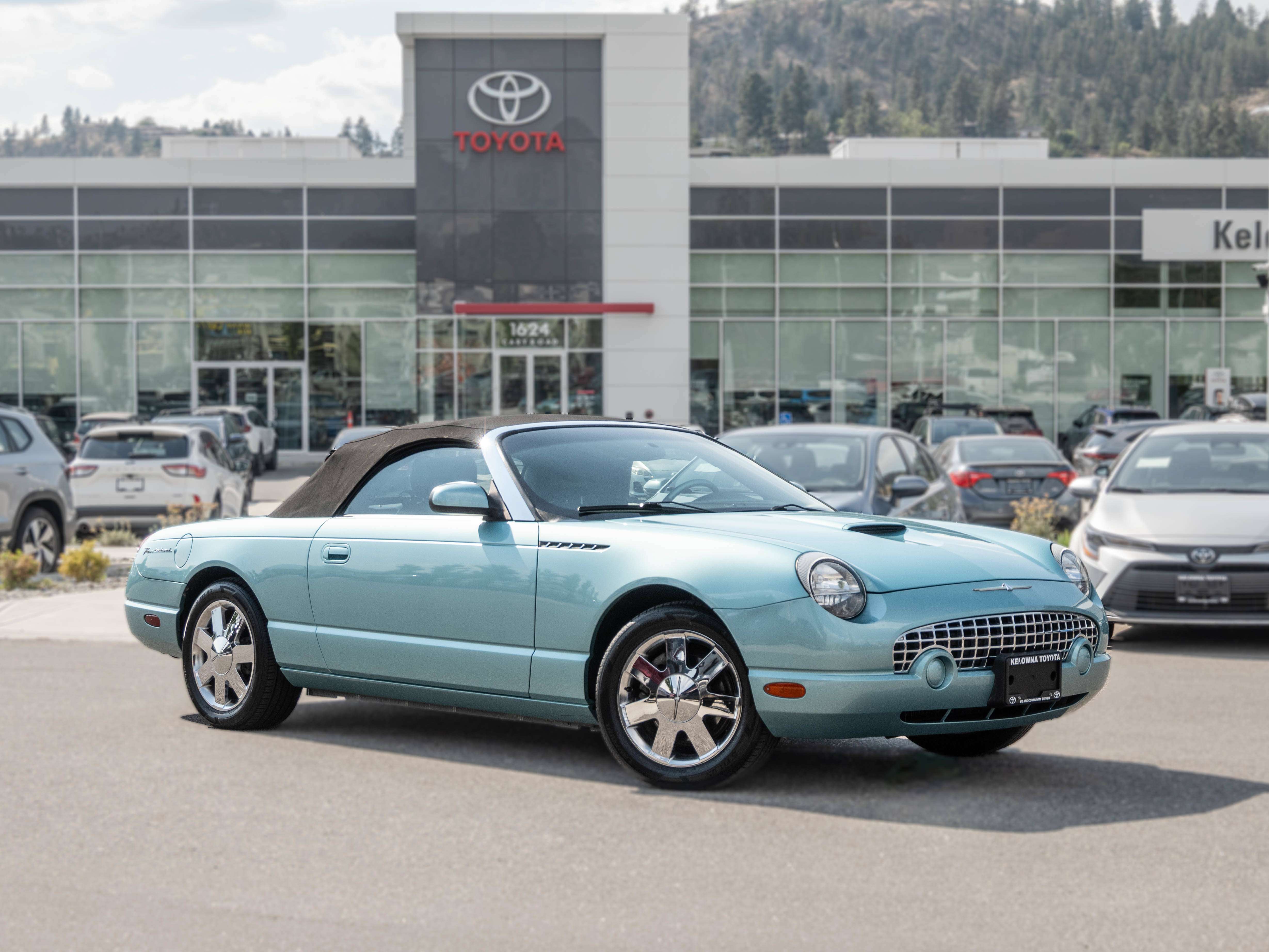 2002 Ford Thunderbird