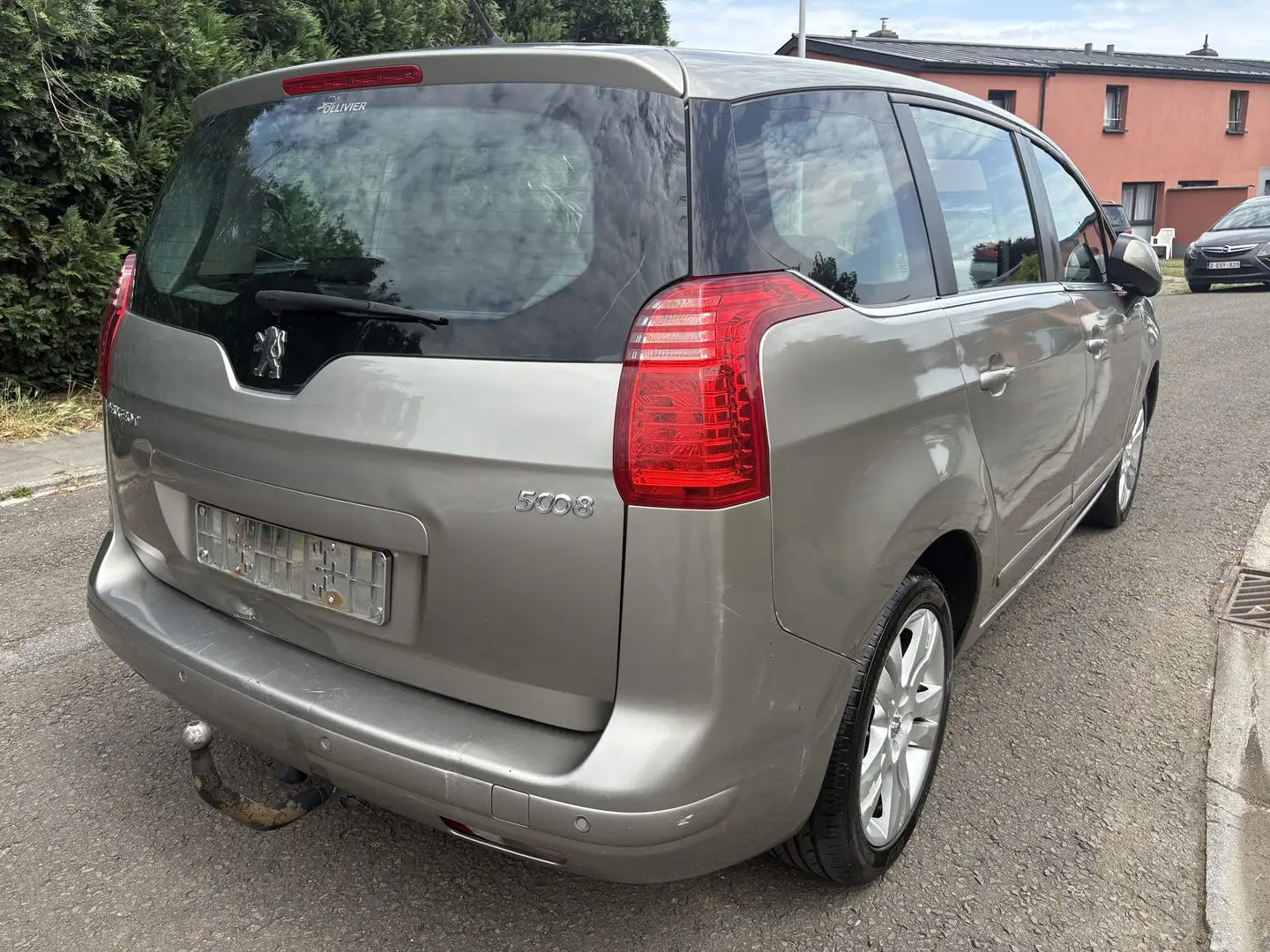 Peugeot 5008 1.6 HDI 111CV BOÎTE AUTOMATIQUE 7 PLACES GPS - 2