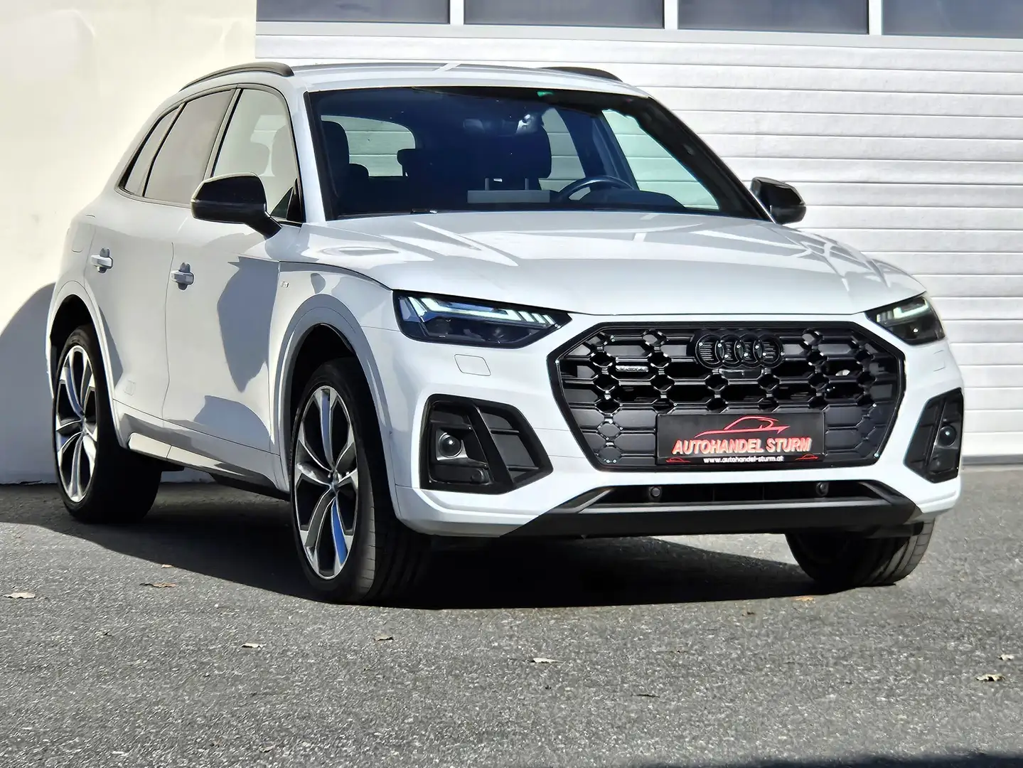 Audi Q5 40TDI quattro EditionOne 3xSline S-tr  *Matrix*B&O Weiß - 1