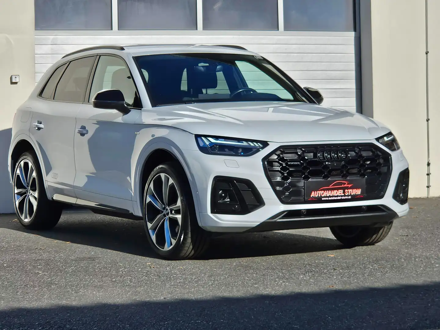 Audi Q5 40TDI quattro EditionOne 3xSline S-tr *Matrix*B&O Blanc - 2