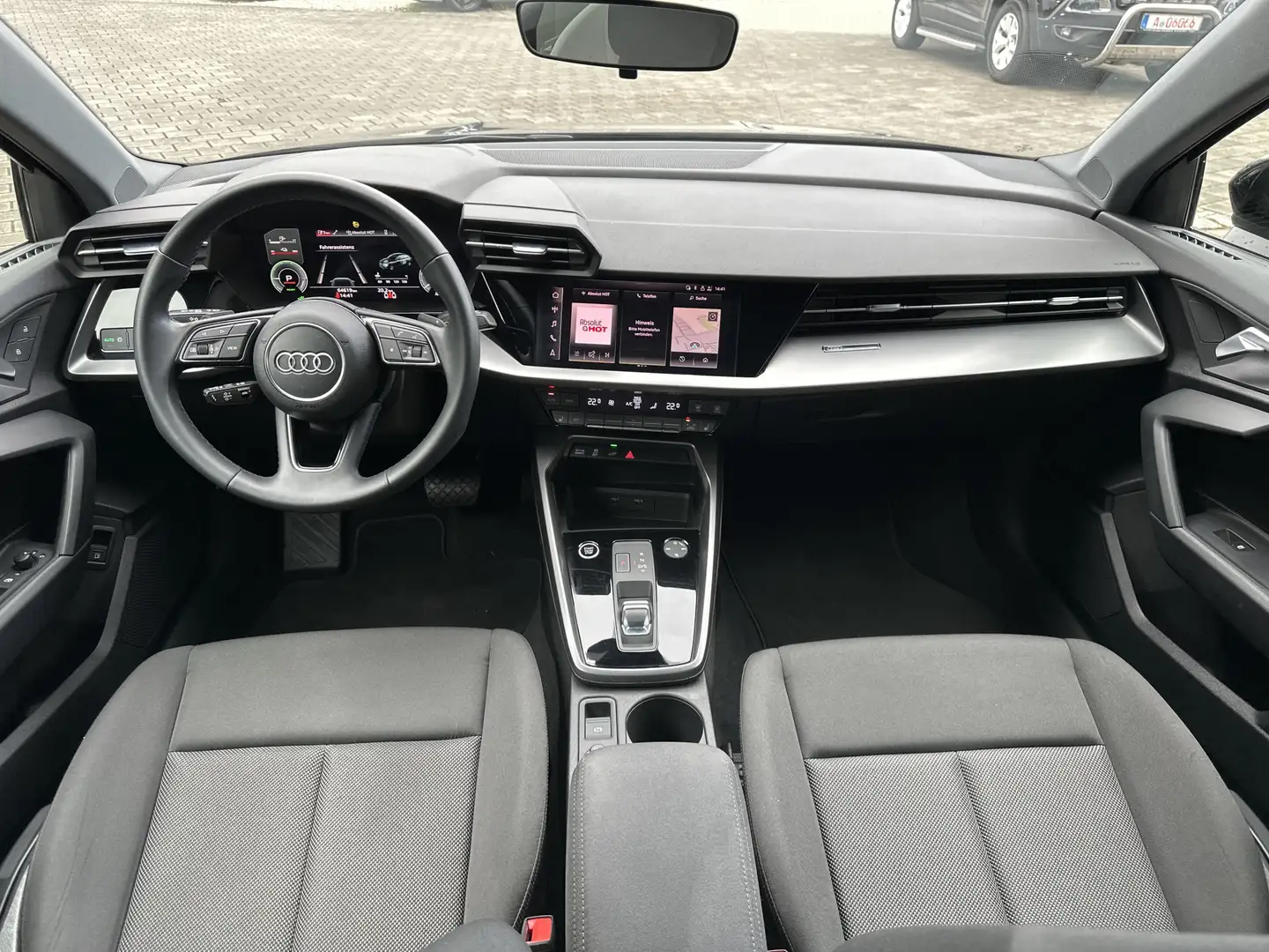Audi A3 Sportback 40 TFSI e S-tronic Virtual*Tempomat Schwarz - 2