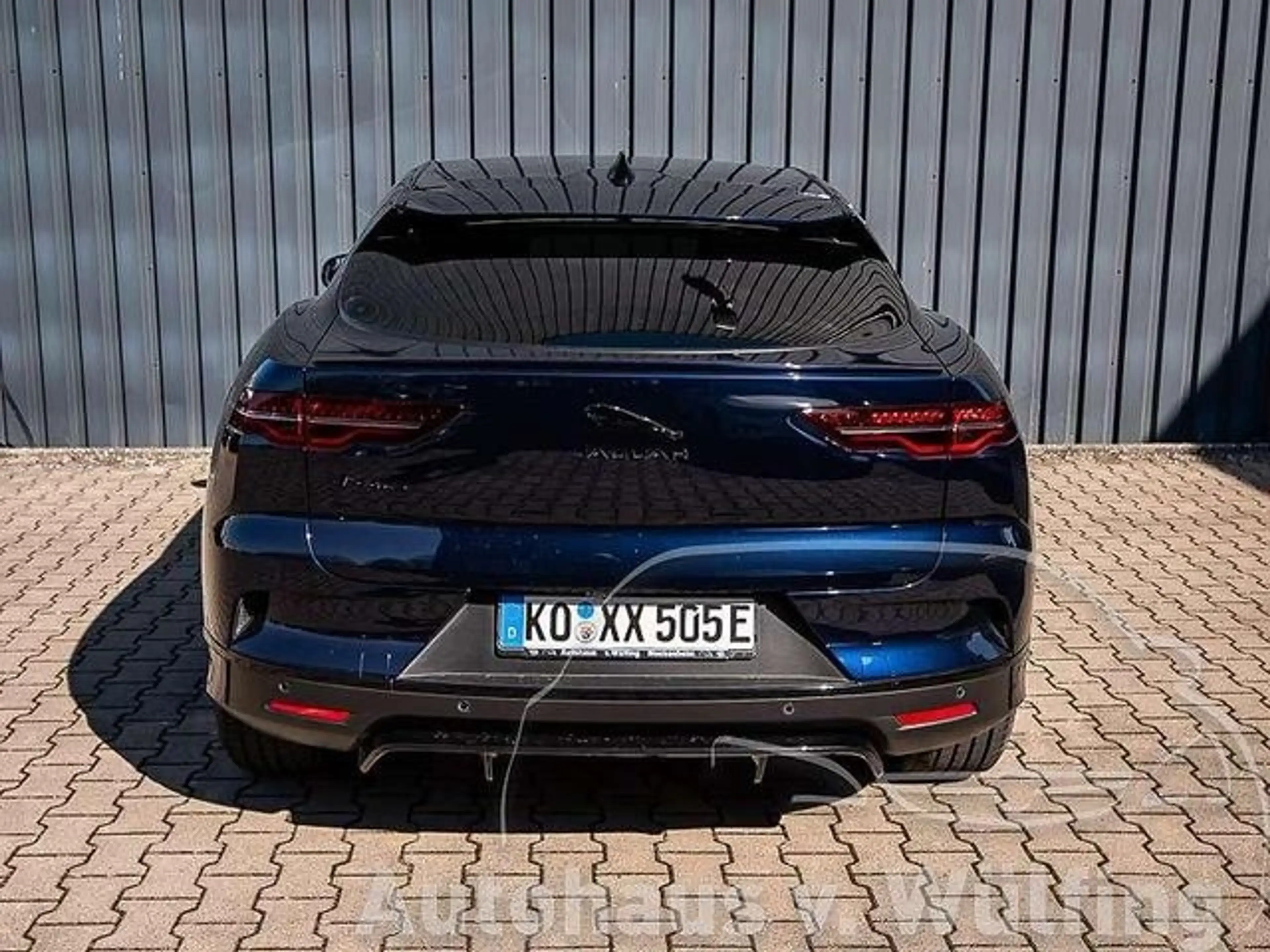 Jaguar I-Pace SE 320EV Black-Pack+Panoramadach+Leder+ — photo 7