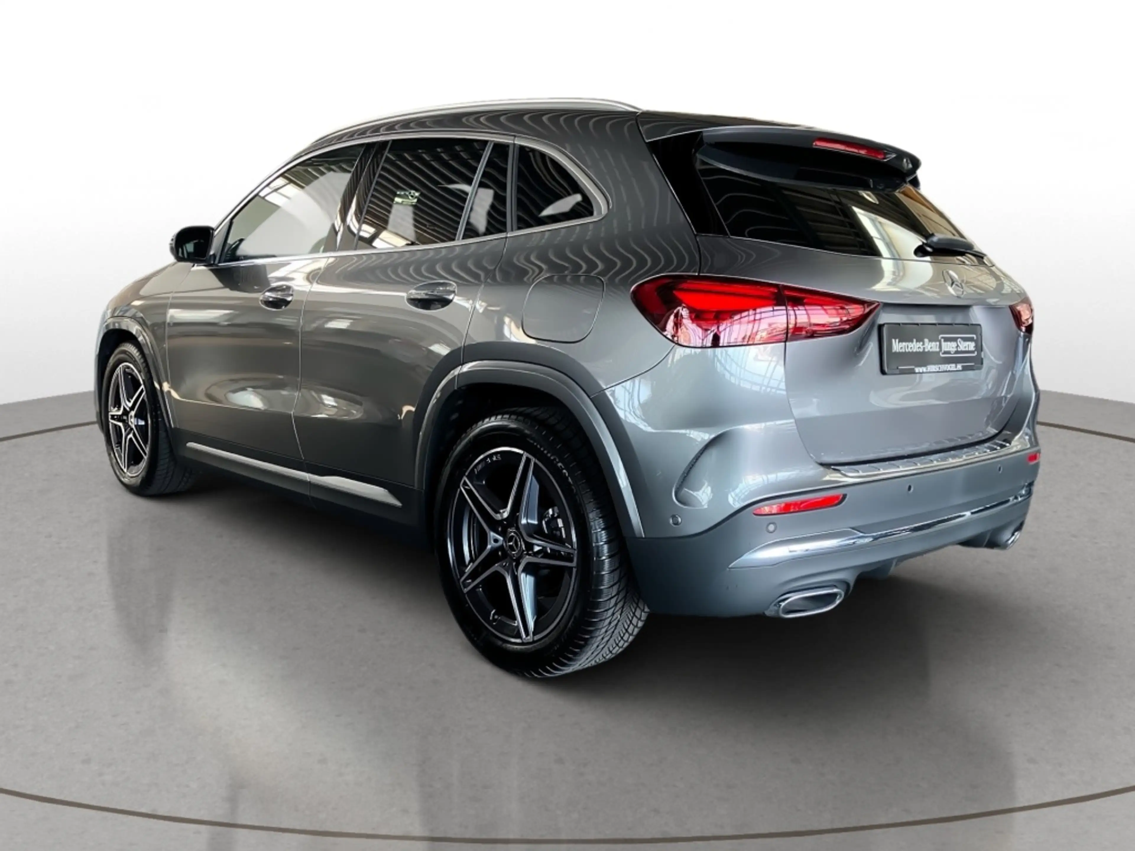 Mercedes-Benz GLA 200 EDITION AMG-Line+AHK+DISTR+KEYLESS+360°K — photo 7