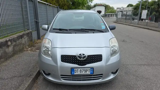Toyota Yaris 5p 1.3 Navy