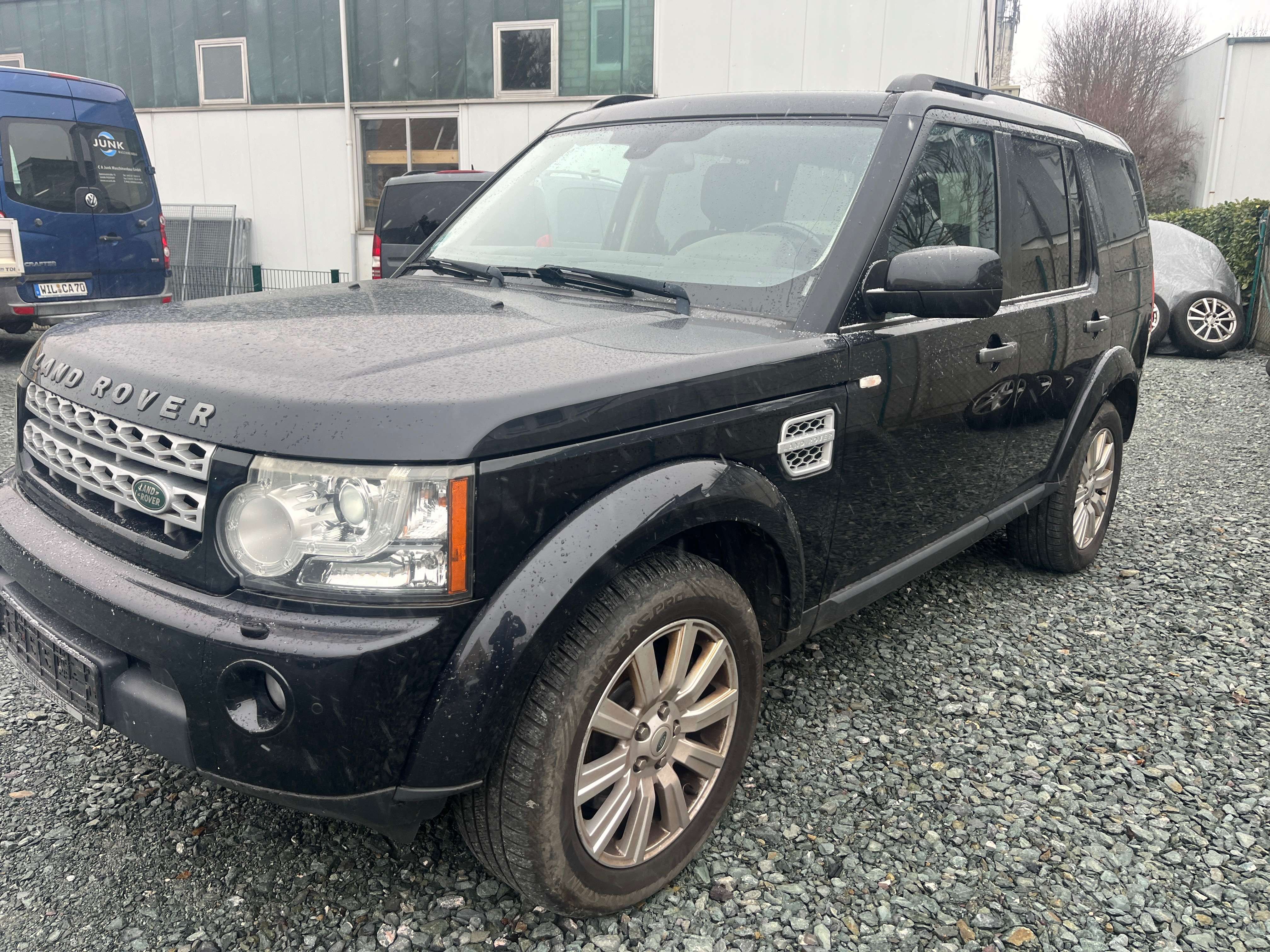 Second hand Land Rover Discovery 