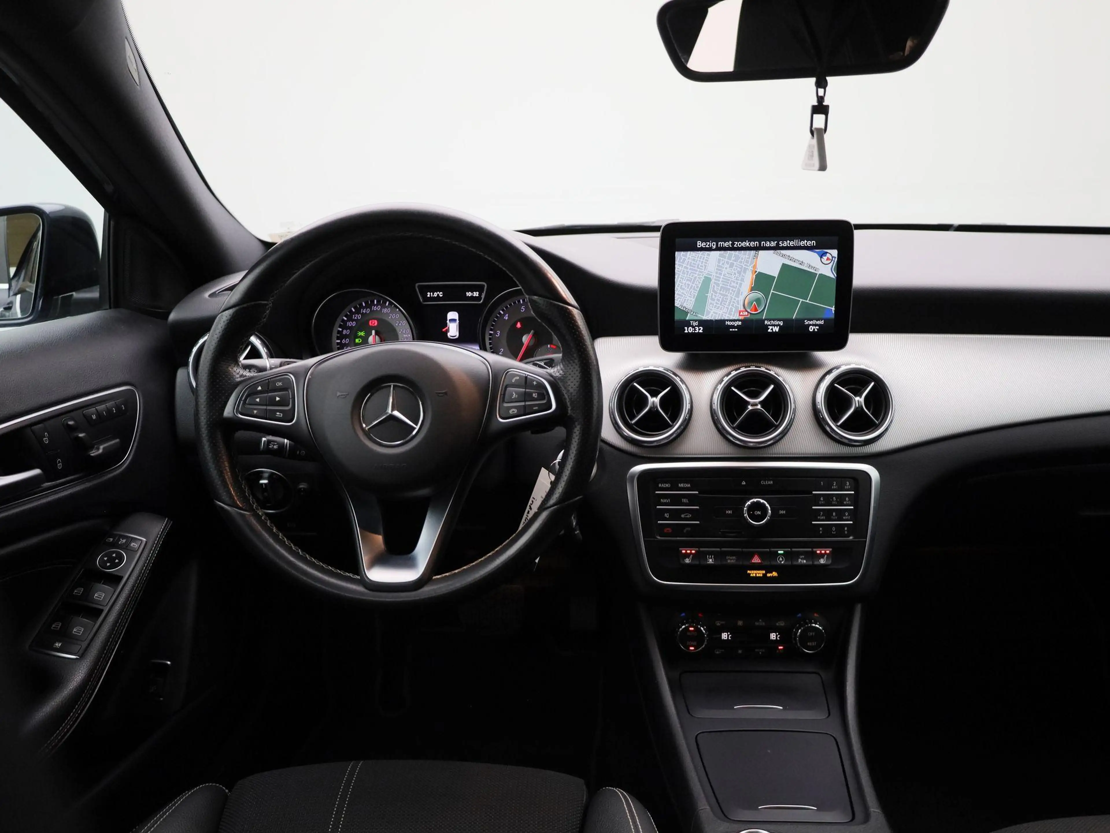 Mercedes-Benz GLA 250 Prestige VERWACHT !! | AUTOMAAT | TREKHAAK | CAMER — photo 7