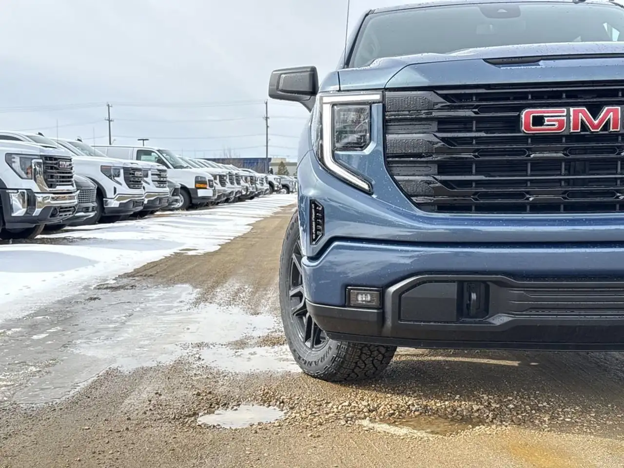GMC Sierra 1500 снимка GMC Sierra 1500