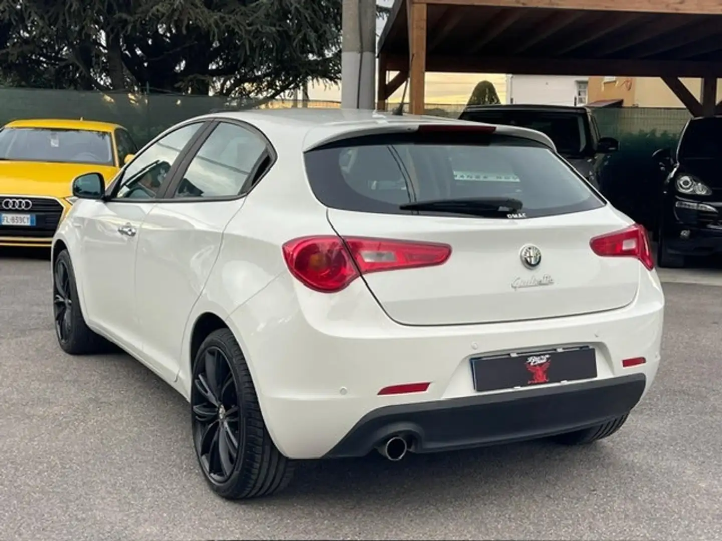 Alfa Romeo Giulietta 1.6 JTDm-2 105 CV Distinctive White - 2