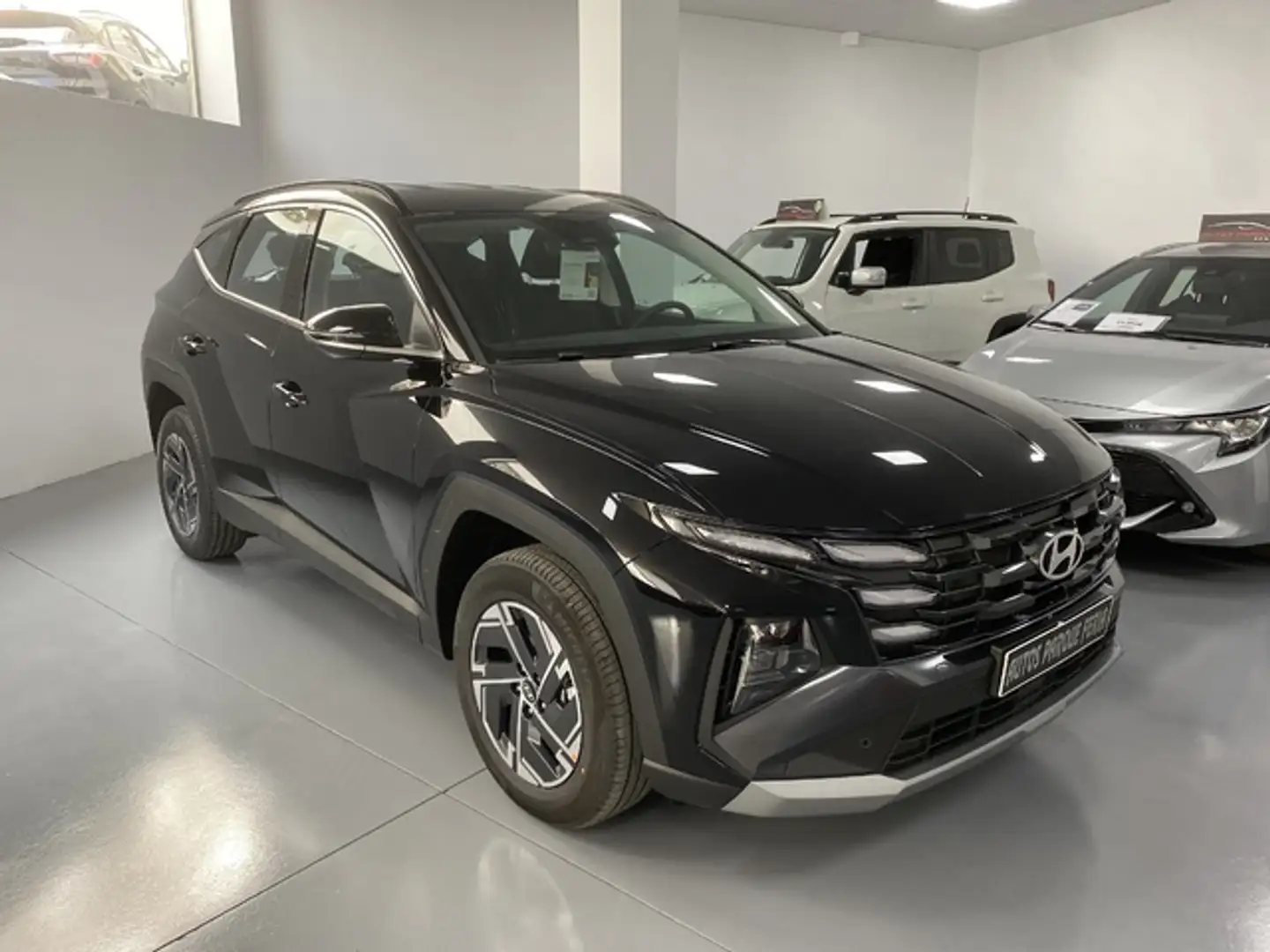 Hyundai TUCSON 1.6 TGDI HEV Maxx AT Negro - 1