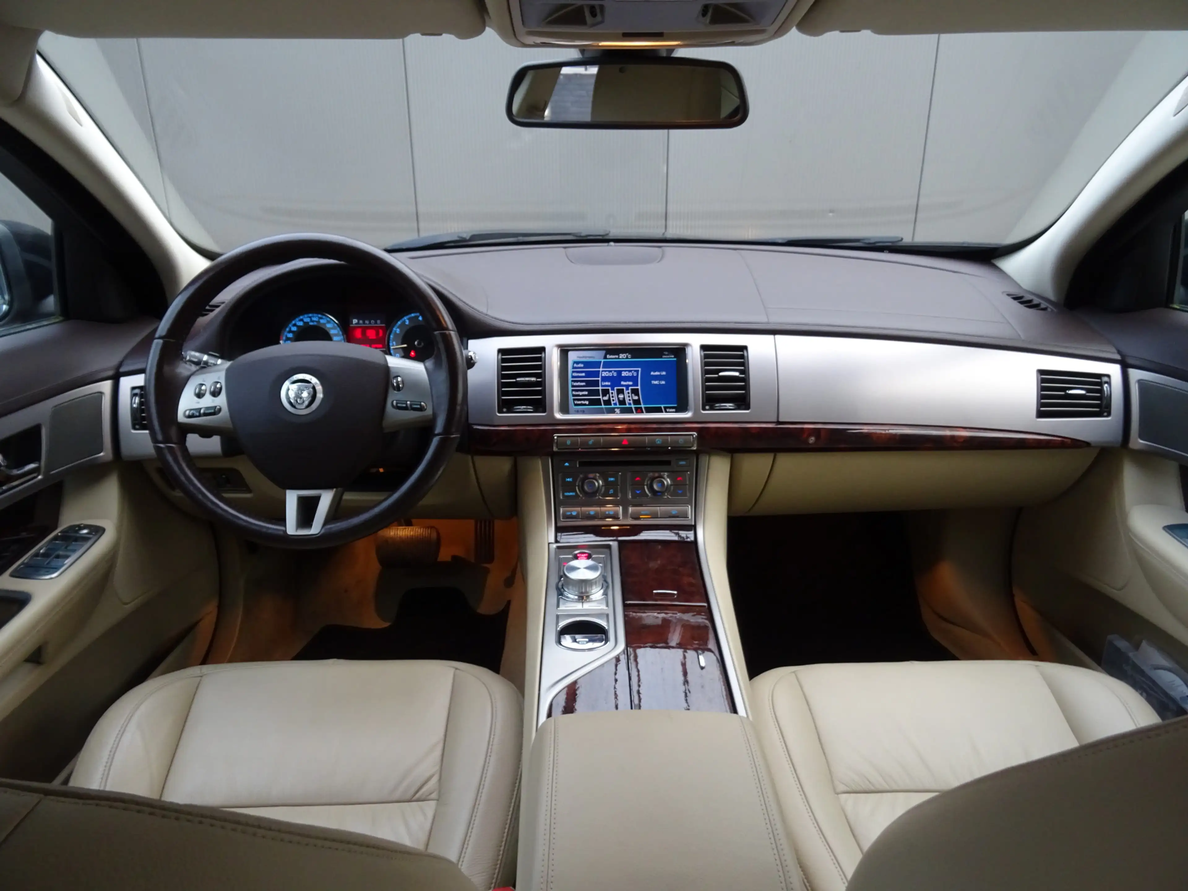 Jaguar XF 3.0 V6 Premium Luxury * DEALER ONDERH. * LAGE KM ! — photo 15