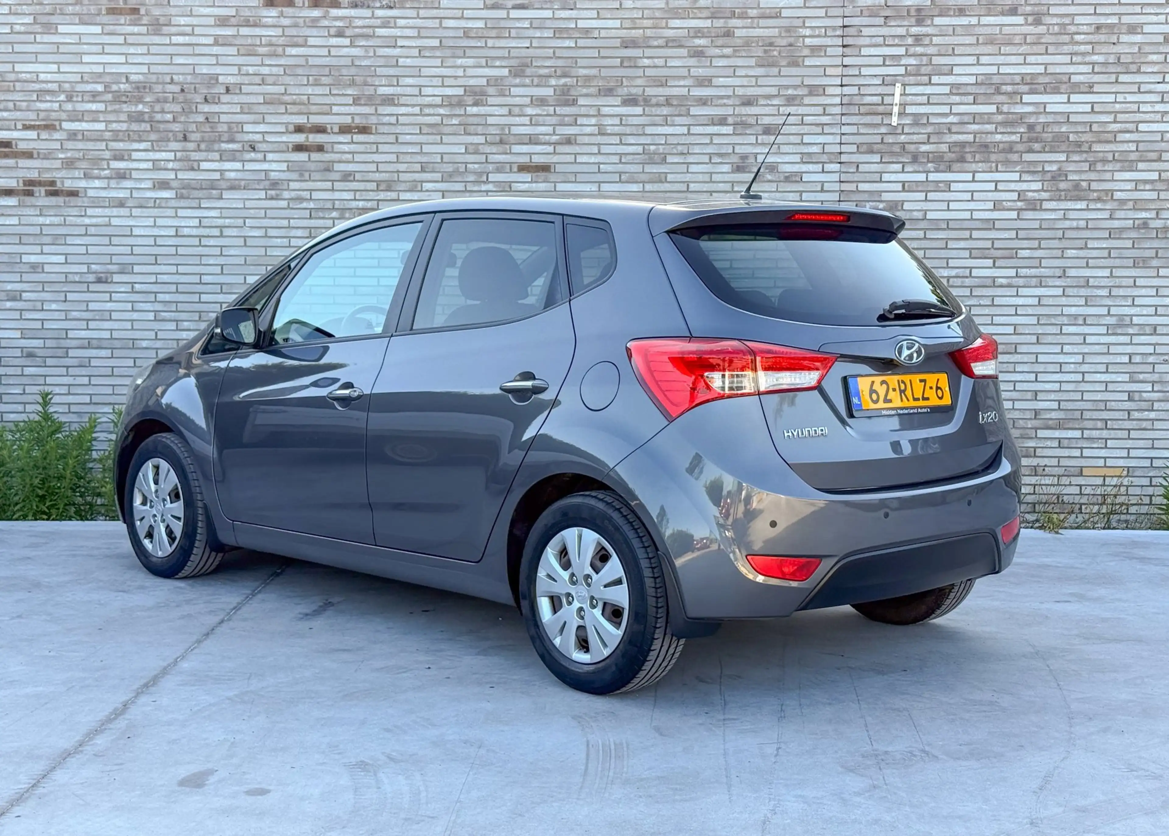 Hyundai iX20 1.6i i-Motion * APK 2027 * AUTOMAAT * NAP PAS * ST — photo 10