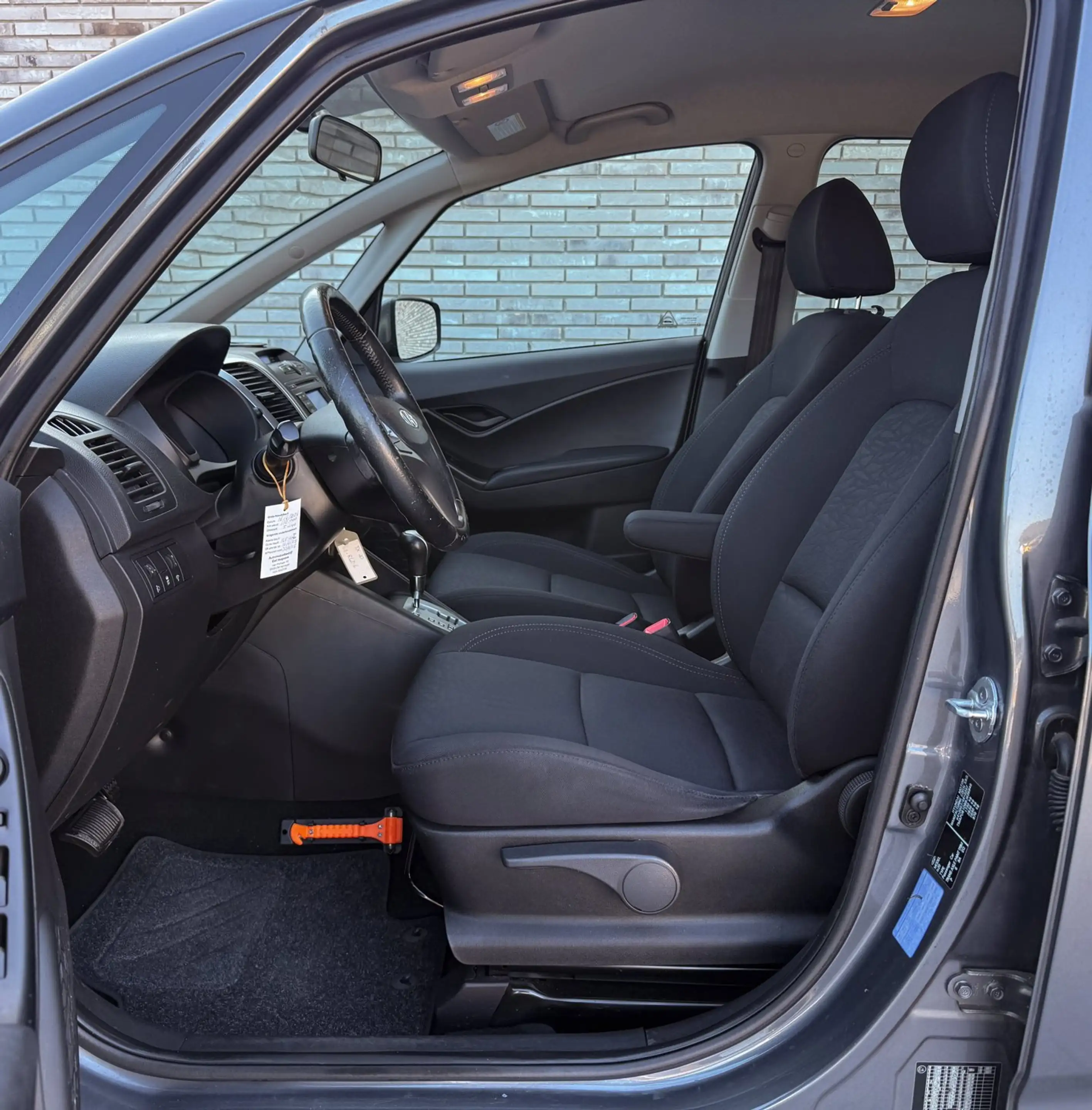 Hyundai iX20 1.6i i-Motion * APK 2027 * AUTOMAAT * NAP PAS * ST — photo 11