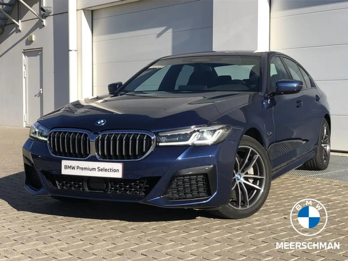 BMW 530 Berline Msportpack actcr cam comf Bleu - 1