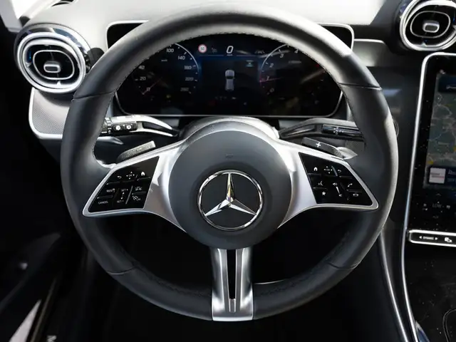 Mercedes-Benz GLC view 10