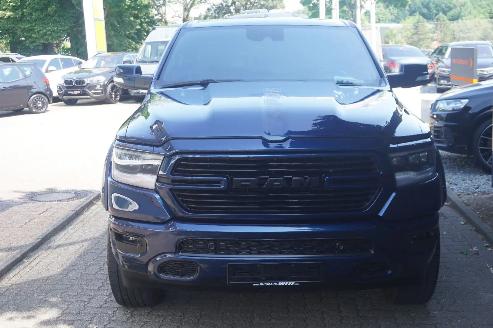 Dodge RAM Sport 4x4   ~Navi~Kam~LED~AHK~ Blau - 2