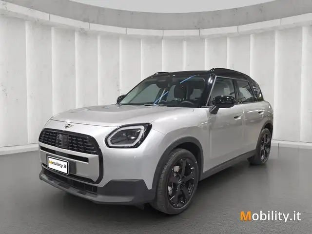 MINI Cooper Countryman Mini 1.5 48V C Classic auto