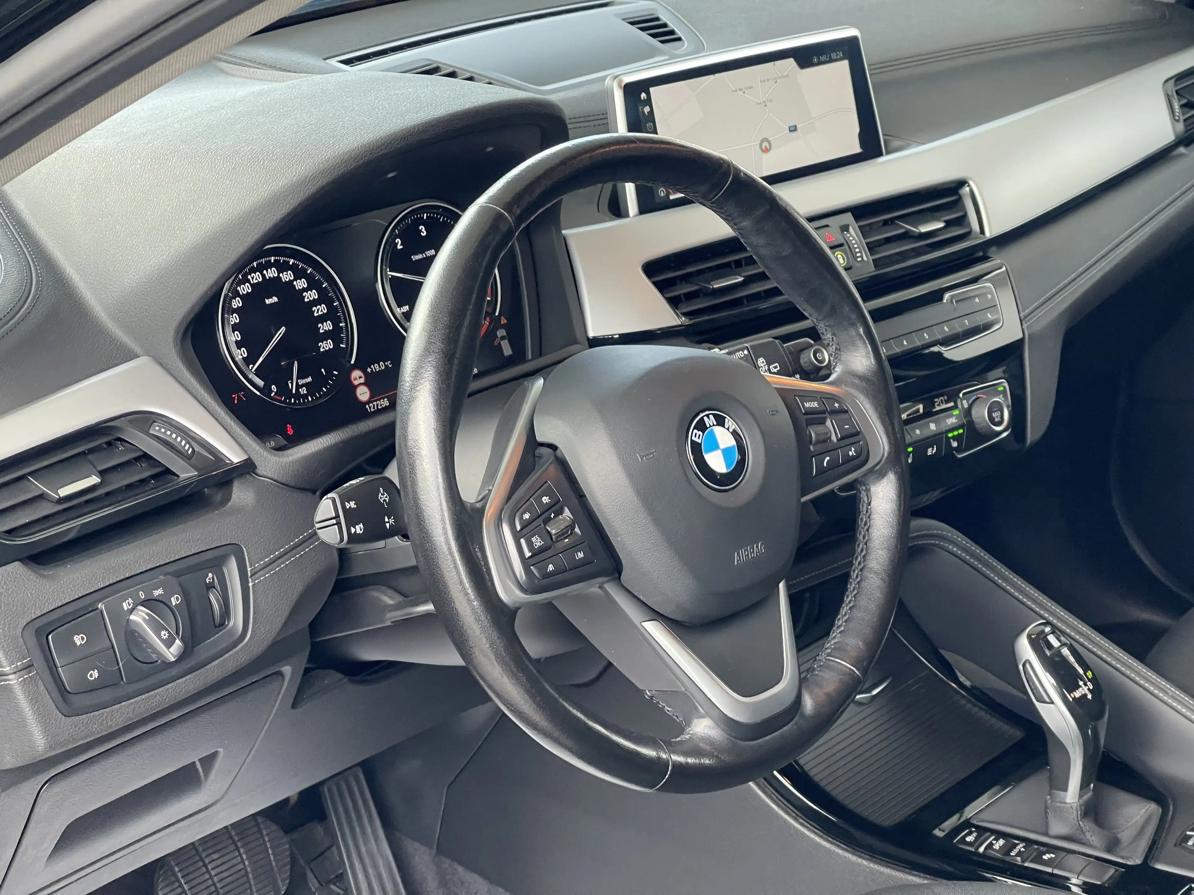 BMW X2 1.5 dA *** GARANTIE + LED + GPS + SIEGE CHAUFFANT *** — photo 14