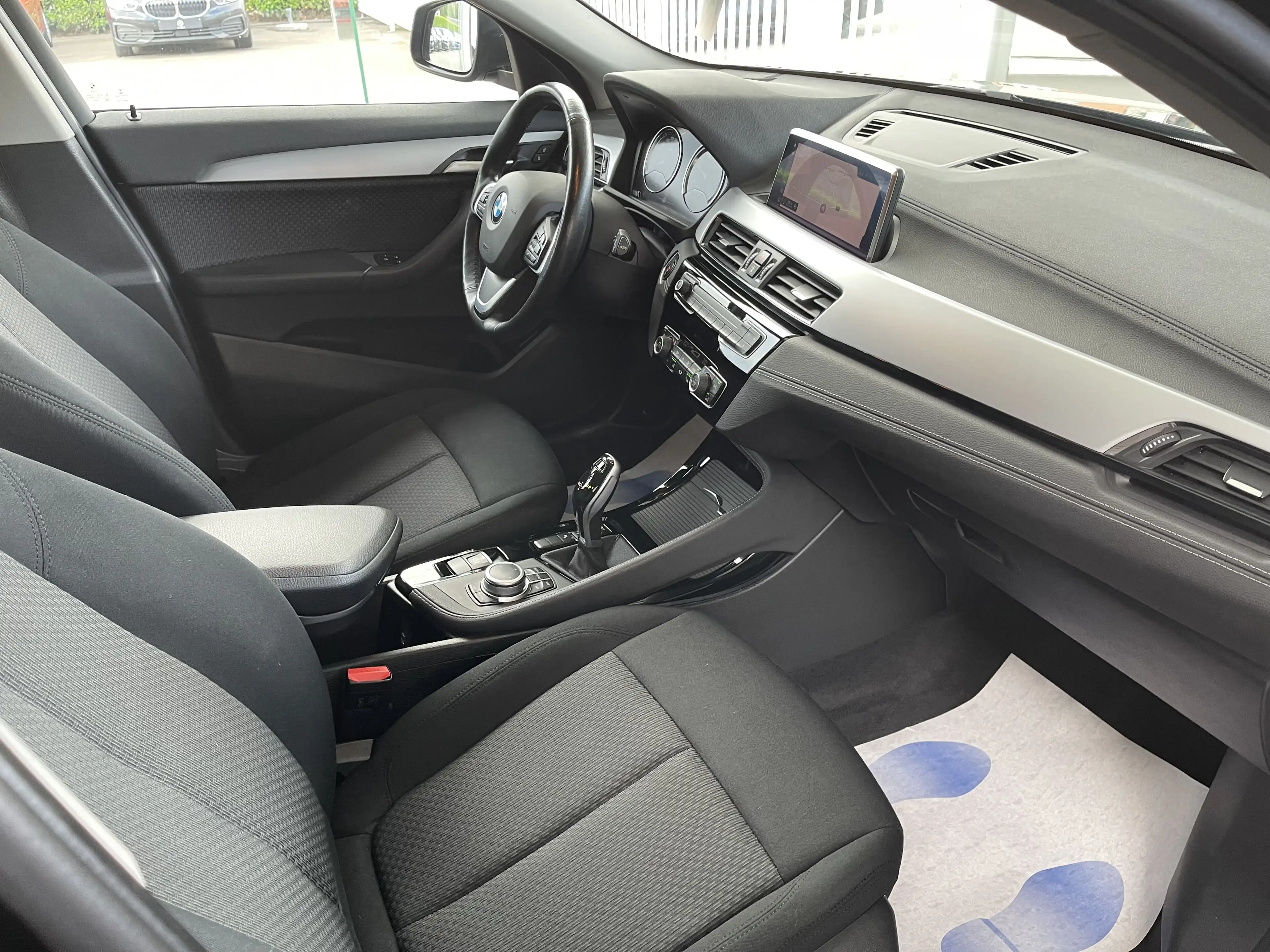 BMW X2 1.5 dA *** GARANTIE + LED + GPS + SIEGE CHAUFFANT *** — photo 9