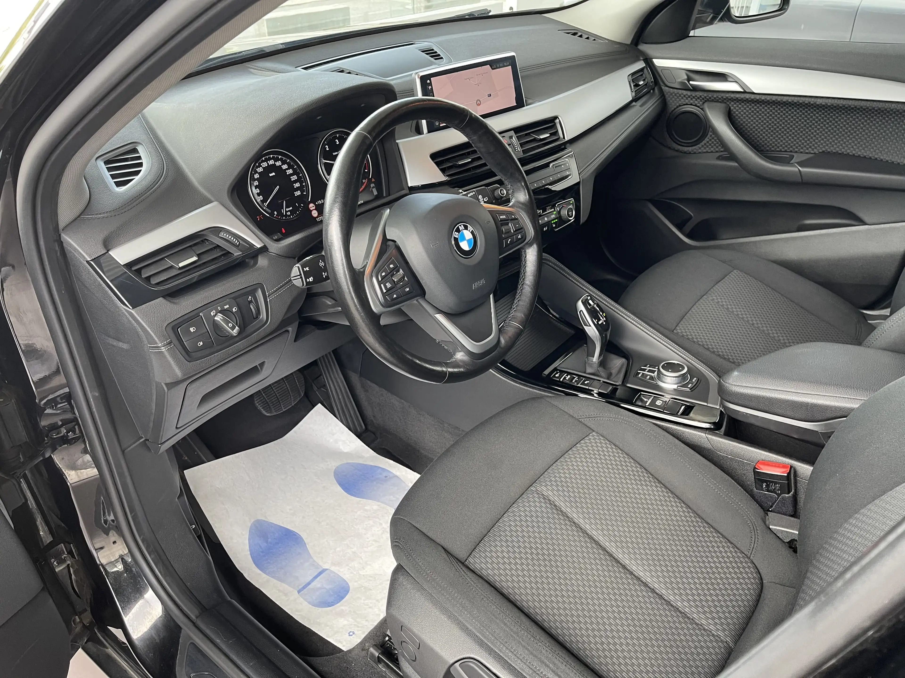 BMW X2 1.5 dA *** GARANTIE + LED + GPS + SIEGE CHAUFFANT *** — photo 11